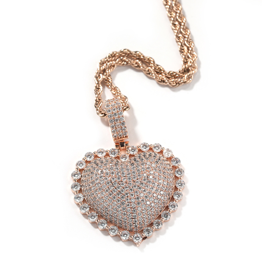 Hip-hop and cute new heart-shaped copper inlaid zircon pendant necklace for men and women, personalized and trendy heart-shaped round zirconium pendant necklace Application Scenario