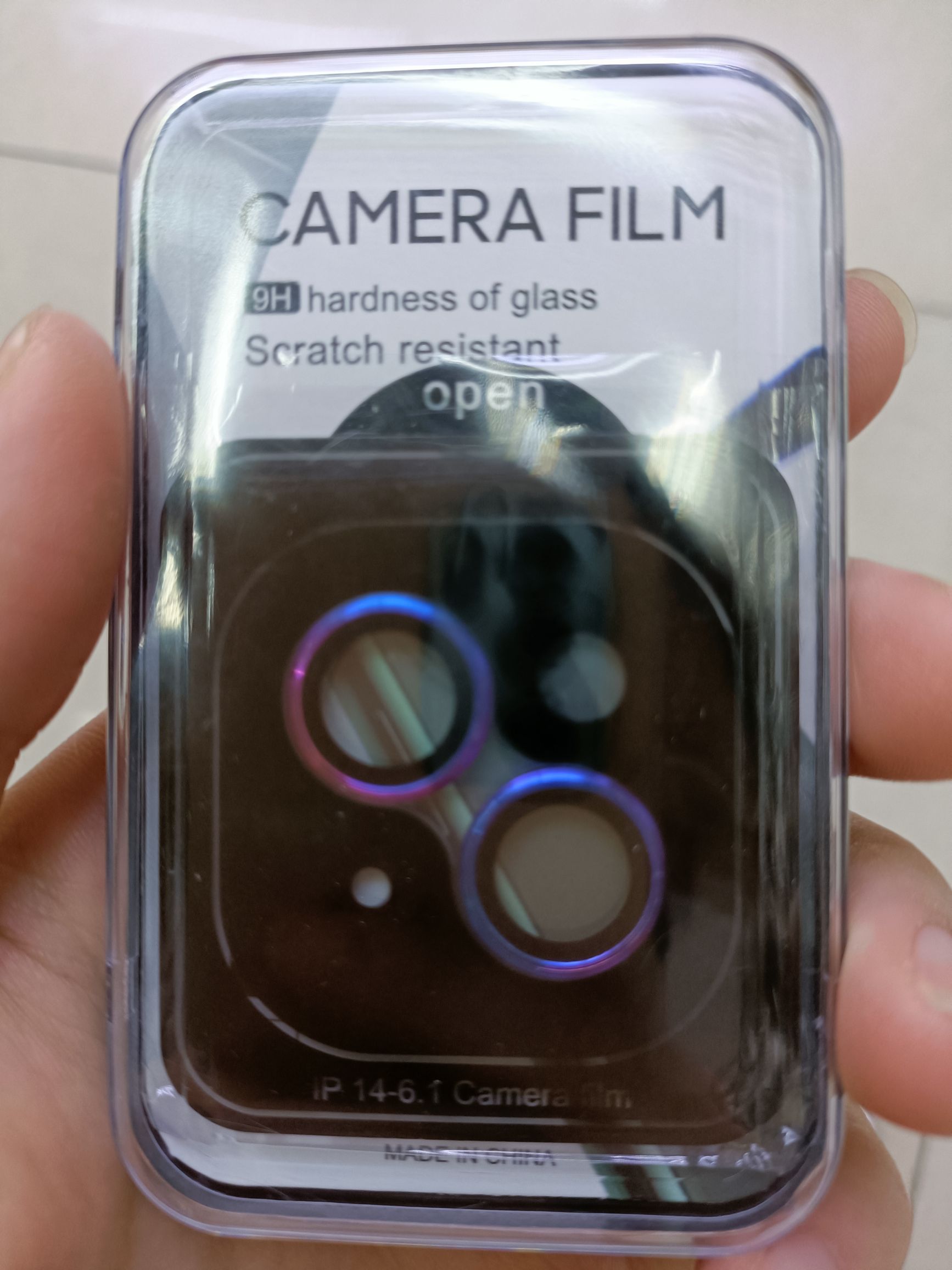 The CD-patterned lens film precisely positions the two-hole and three-hole positions detail image 11