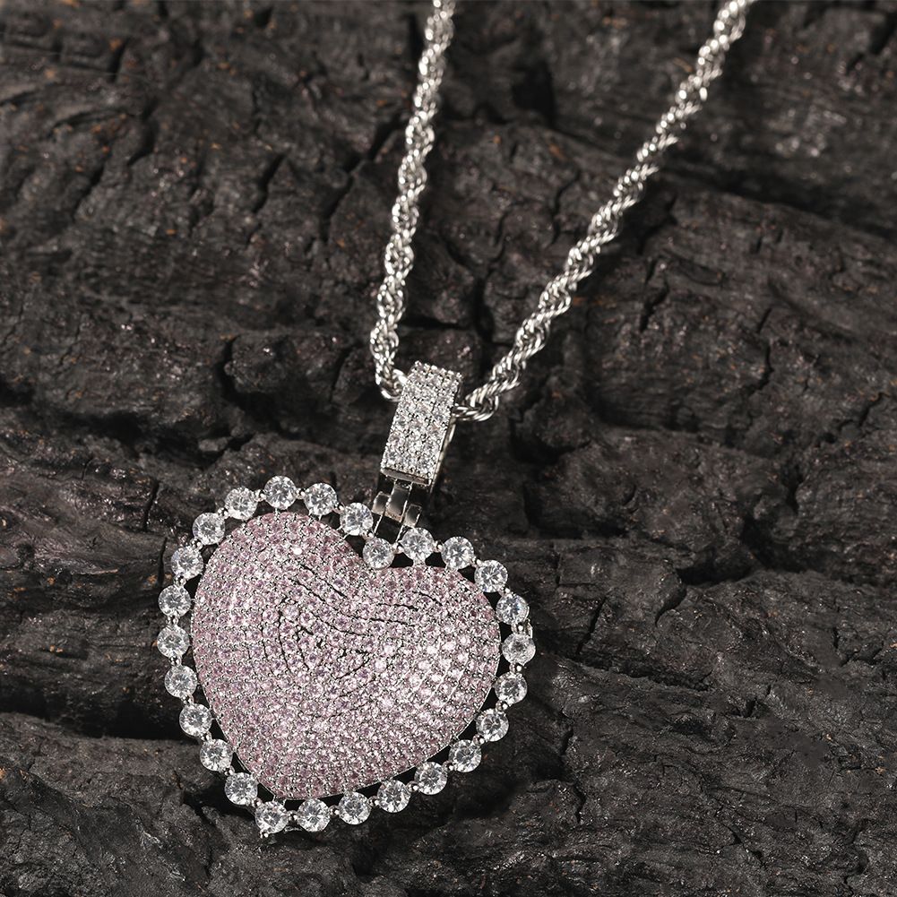 Hip-hop and cute new heart-shaped copper inlaid zircon pendant necklace for men and women, personalized and trendy heart-shaped round zirconium pendant necklace detail image 7