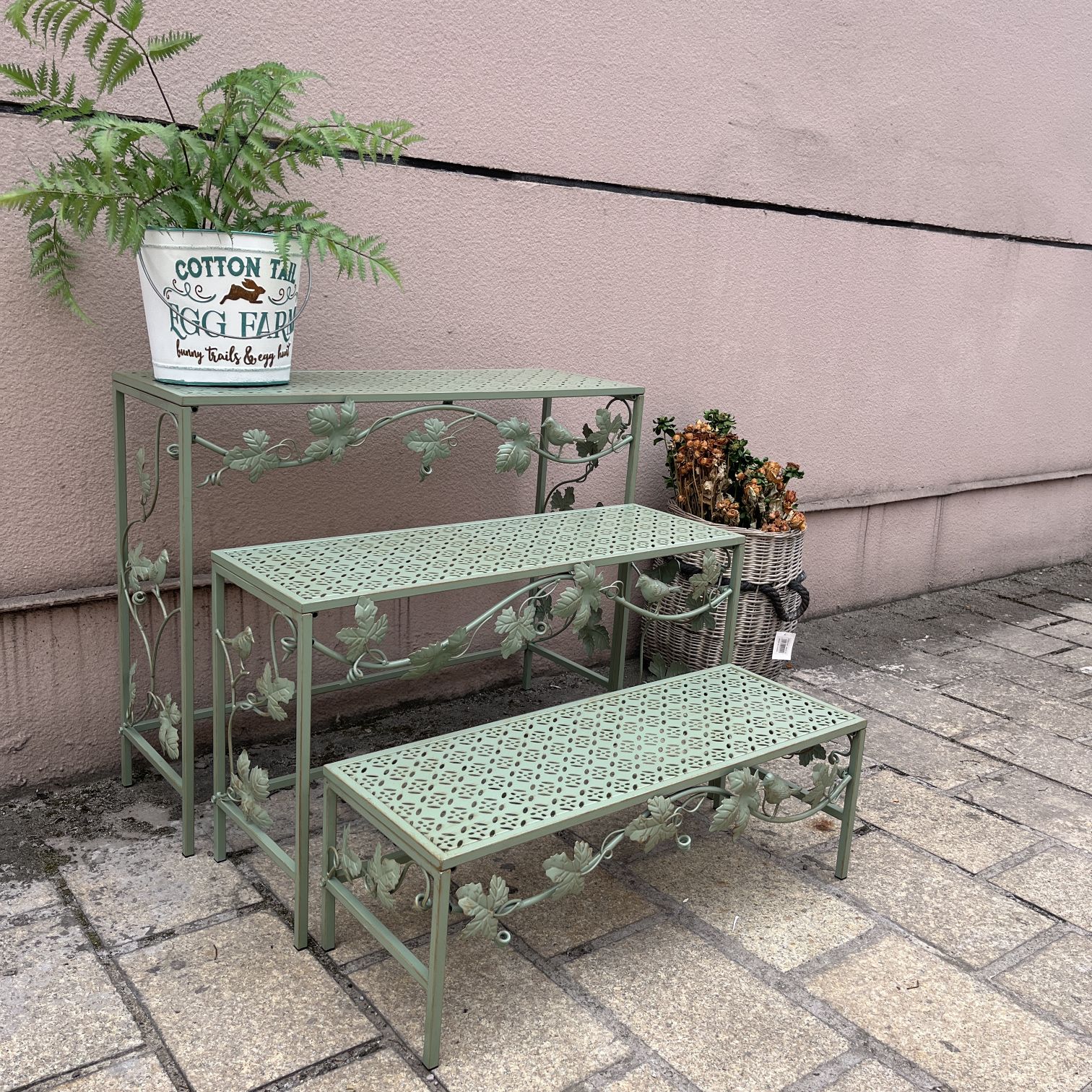 Retro green aged ironwork stepped flower stand, three-layer trapezoidal pot, courtyard, outdoor room, balcony, climbing succulent, folding platform, storage rack, layer rack Specification image