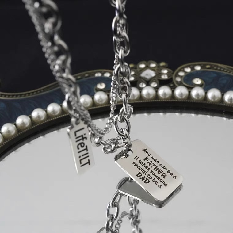 KA Square brand English letter double-layered necklace, cold style, European and American trendy accessory, personalized jewelry