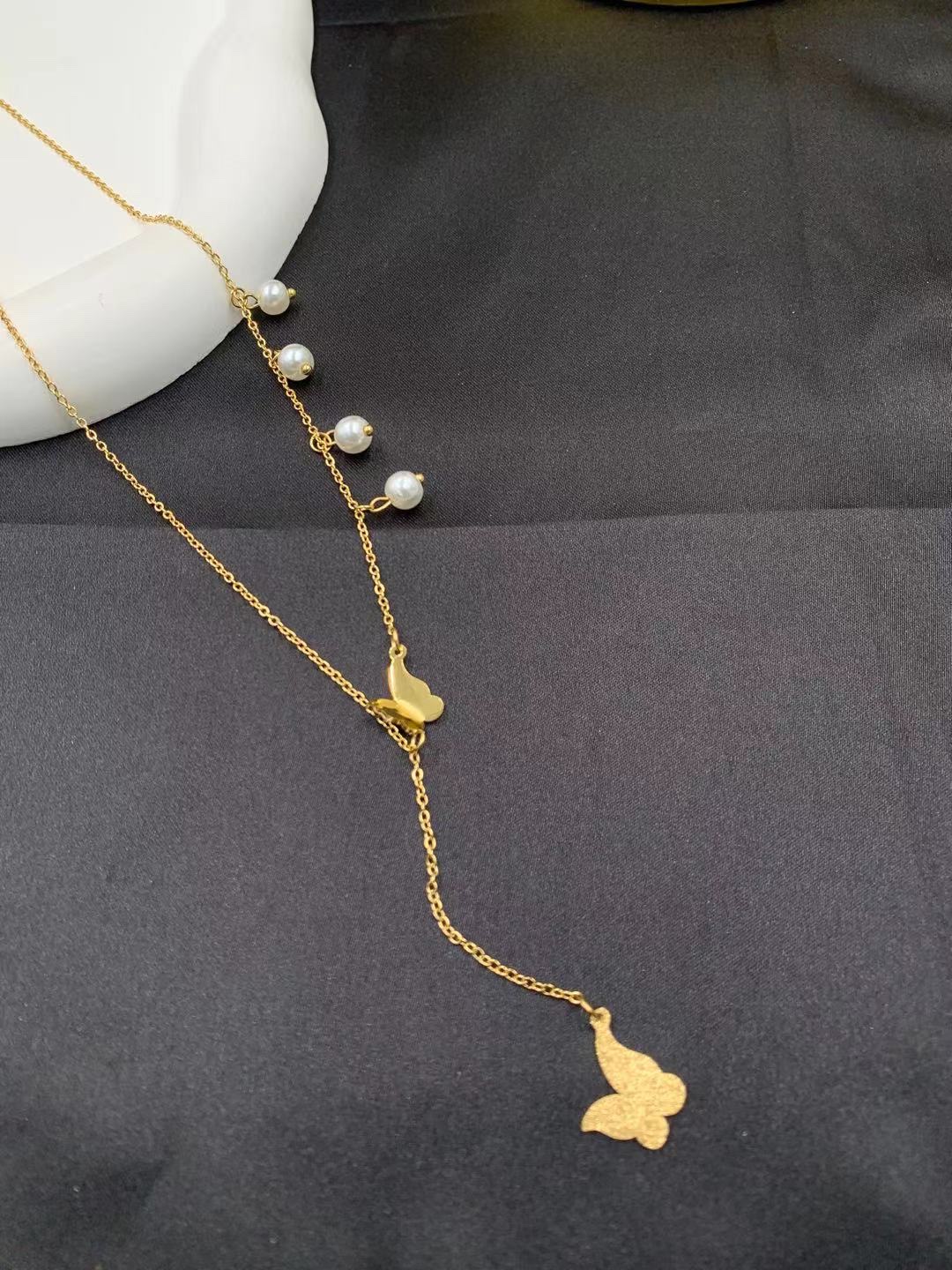 珠珠蝴蝶钛钢细节图