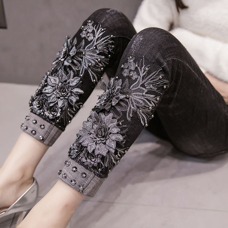 Embroidered skinny jeans, high-waisted, form-fitting, retro embroidered with floral patterns, tight and elastic, slimming, wearing out nine-inch pencil pants detail image 9