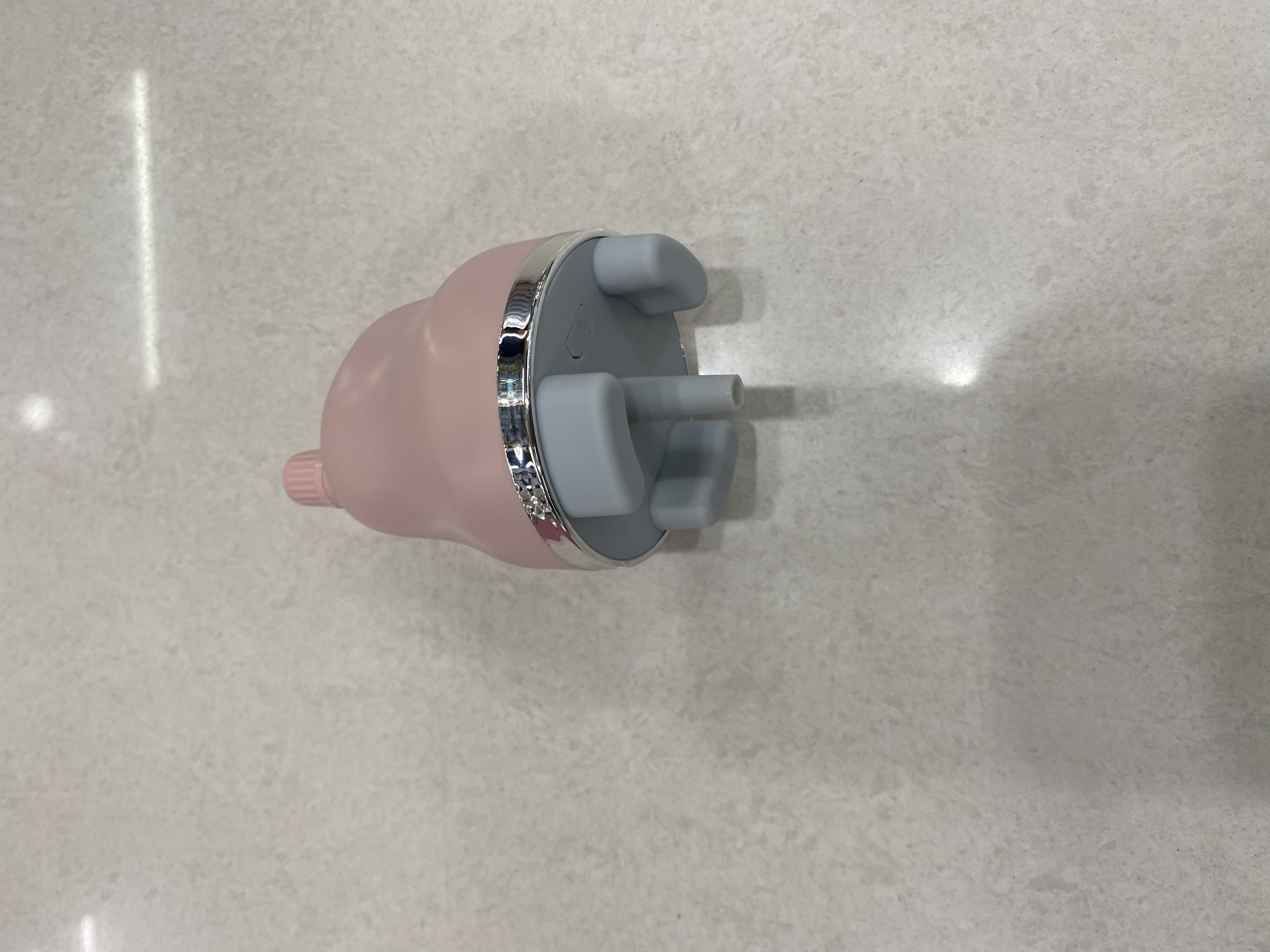 按摩器白底实物图