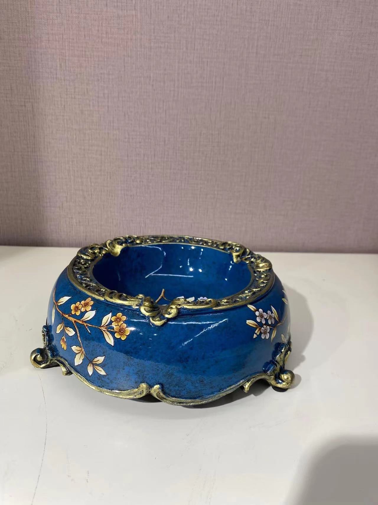 复古蓝烟灰缸