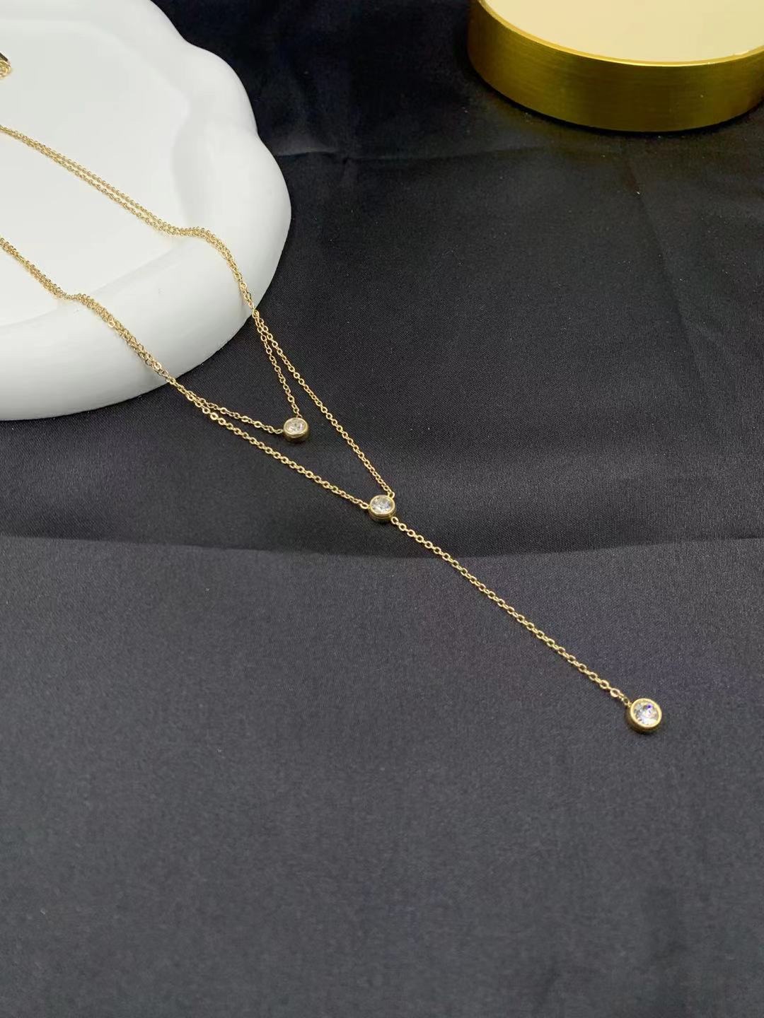 Double-layer clenched necklace Bao Olaibao Olaibao Olaibao Olaibao Olaibao Olaibao Olaibao details Picture