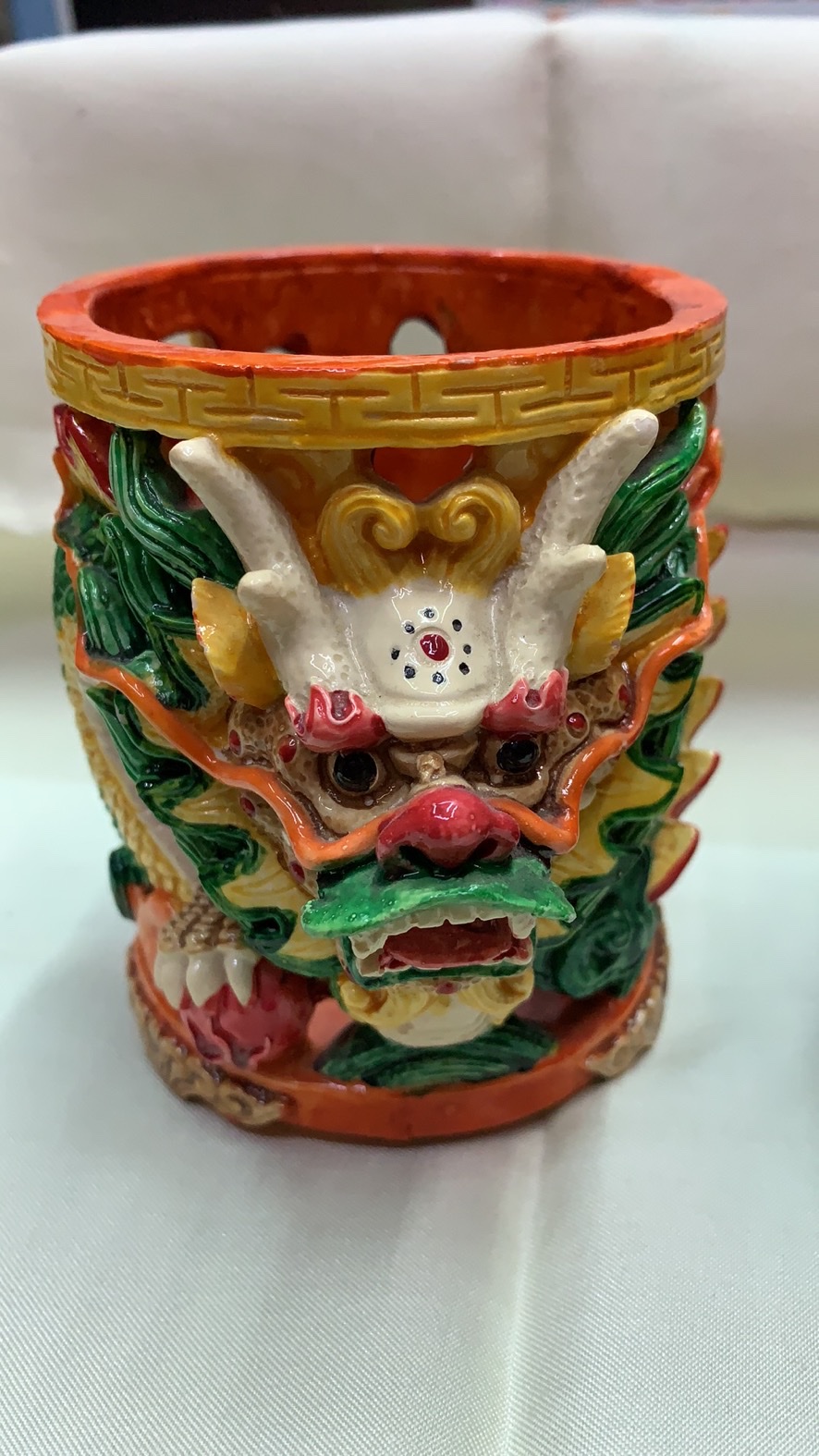 蔡氏工艺精品 树脂材质 手工彩绘工艺品摆件 10318单龙笔筒文房摆件（单款）