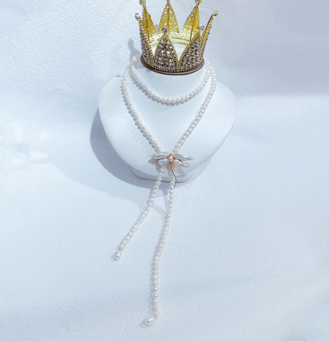 Factory direct sales live-streaming best-selling natural pearl Baroque dragonfly sweater chain detail image 6