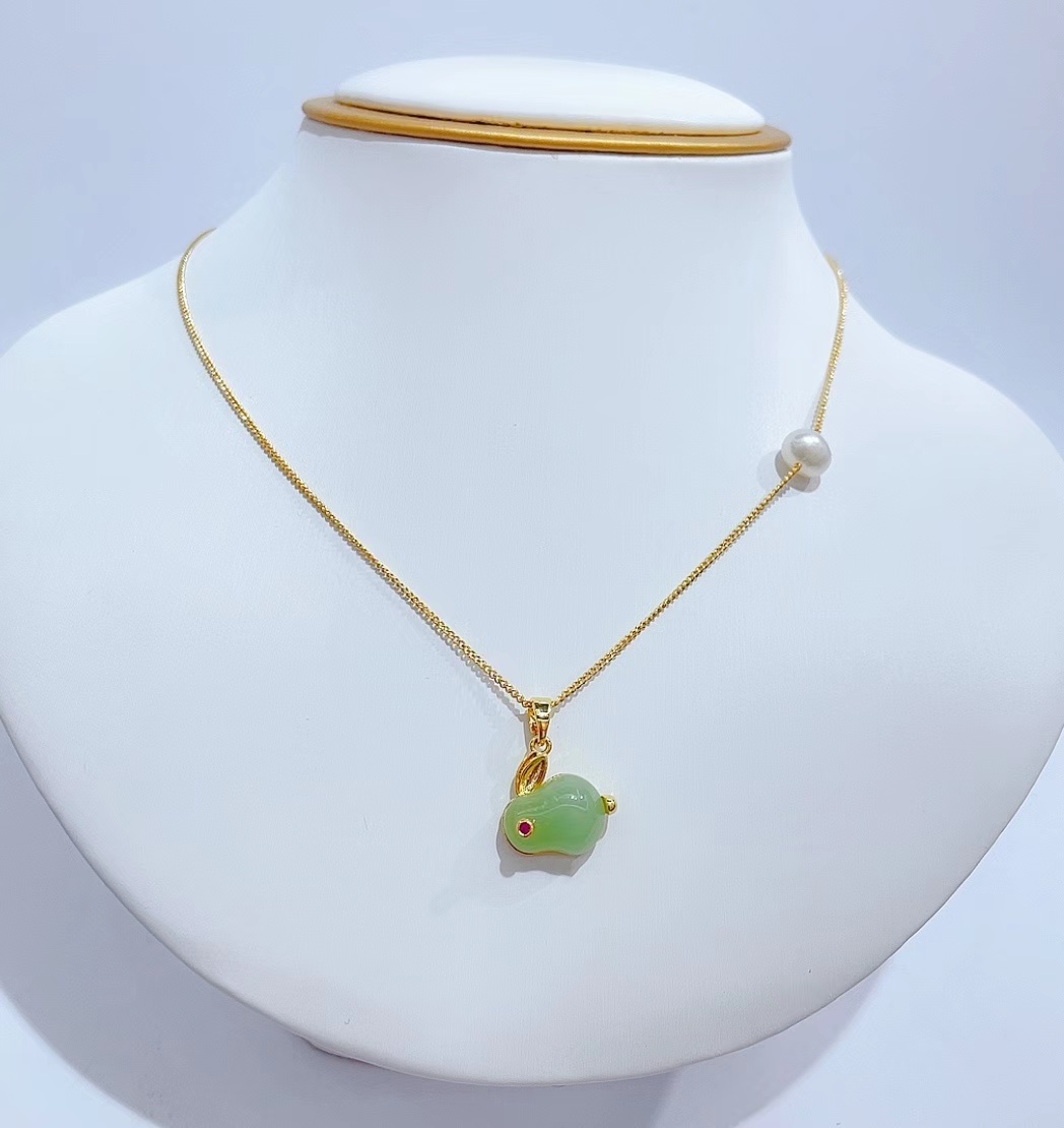 Original design natural pearl jade Rabbit Year Zodiac Year necklace set detail image 3