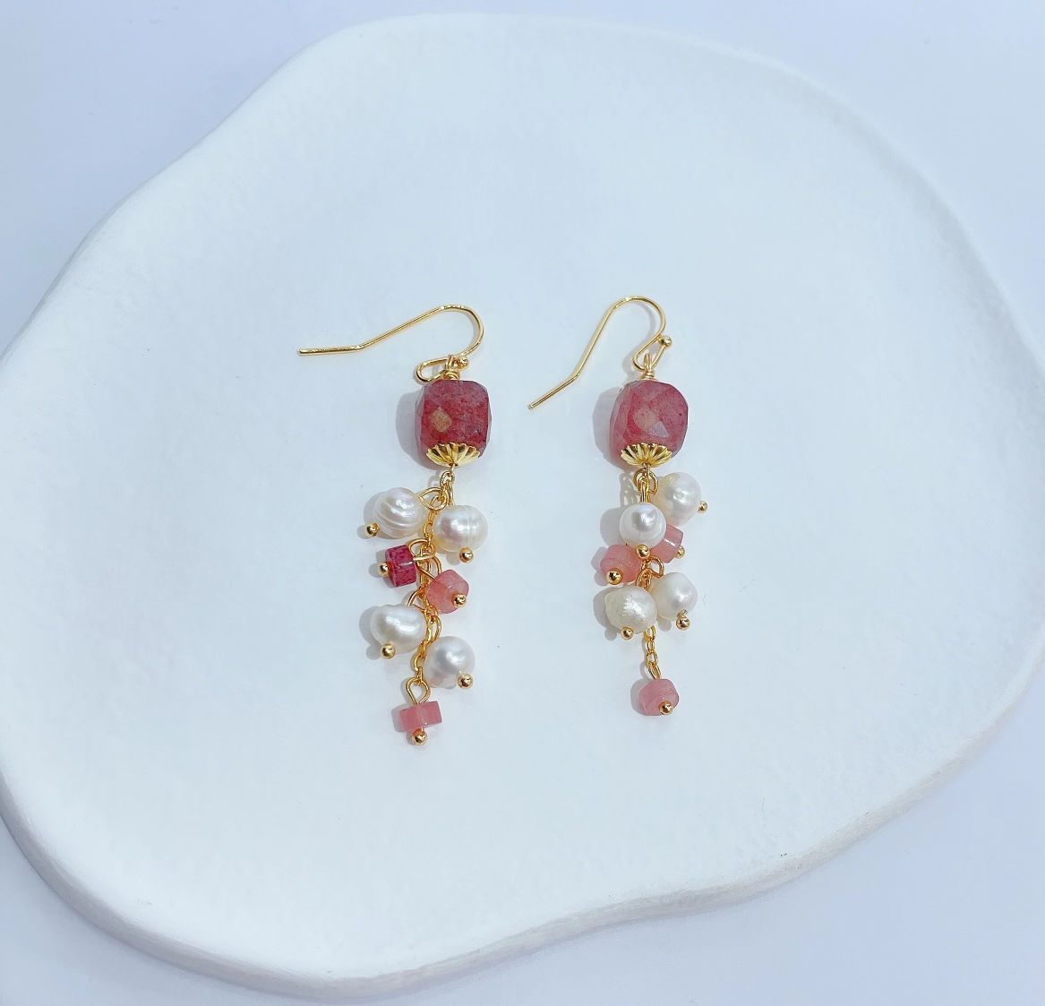 Original designer's natural pearl and natural stone fresh set Item Picture