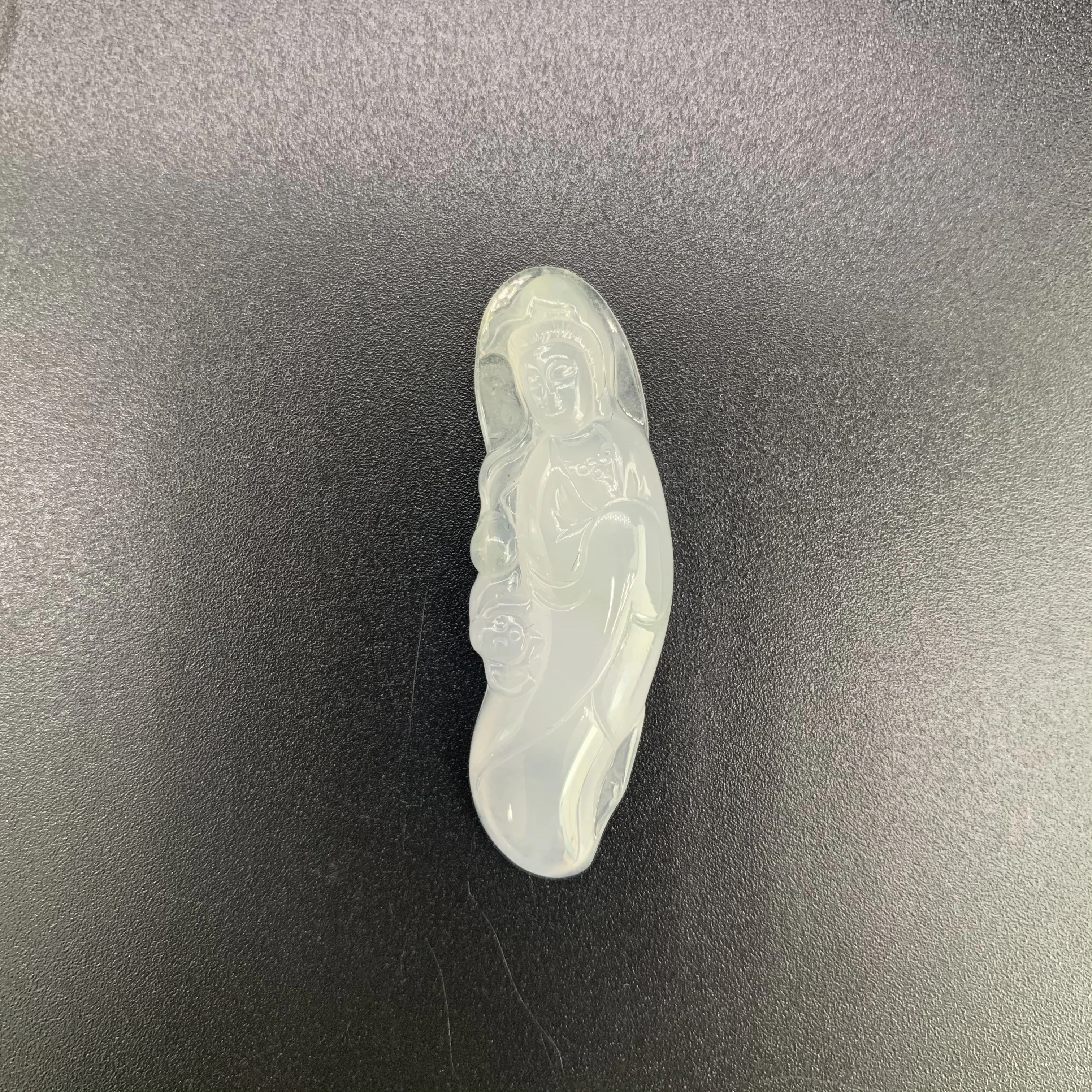 【 Oriental Jade 】 Natural Burmese jadeite and jade A-grade exquisite and fine glutinous type small Guanyin pendant jadeite necklace details Picture