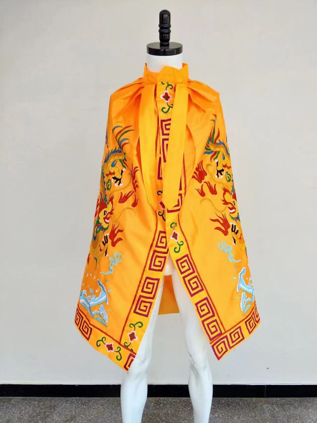 Golden Qilin A Buddha Statue cape Cloak, Guanyin Lotus Deity Statue Robe, Winter home use, Bodhisattva Double Dragon Phoenix embroidery Golden Qilin 15 details Picture