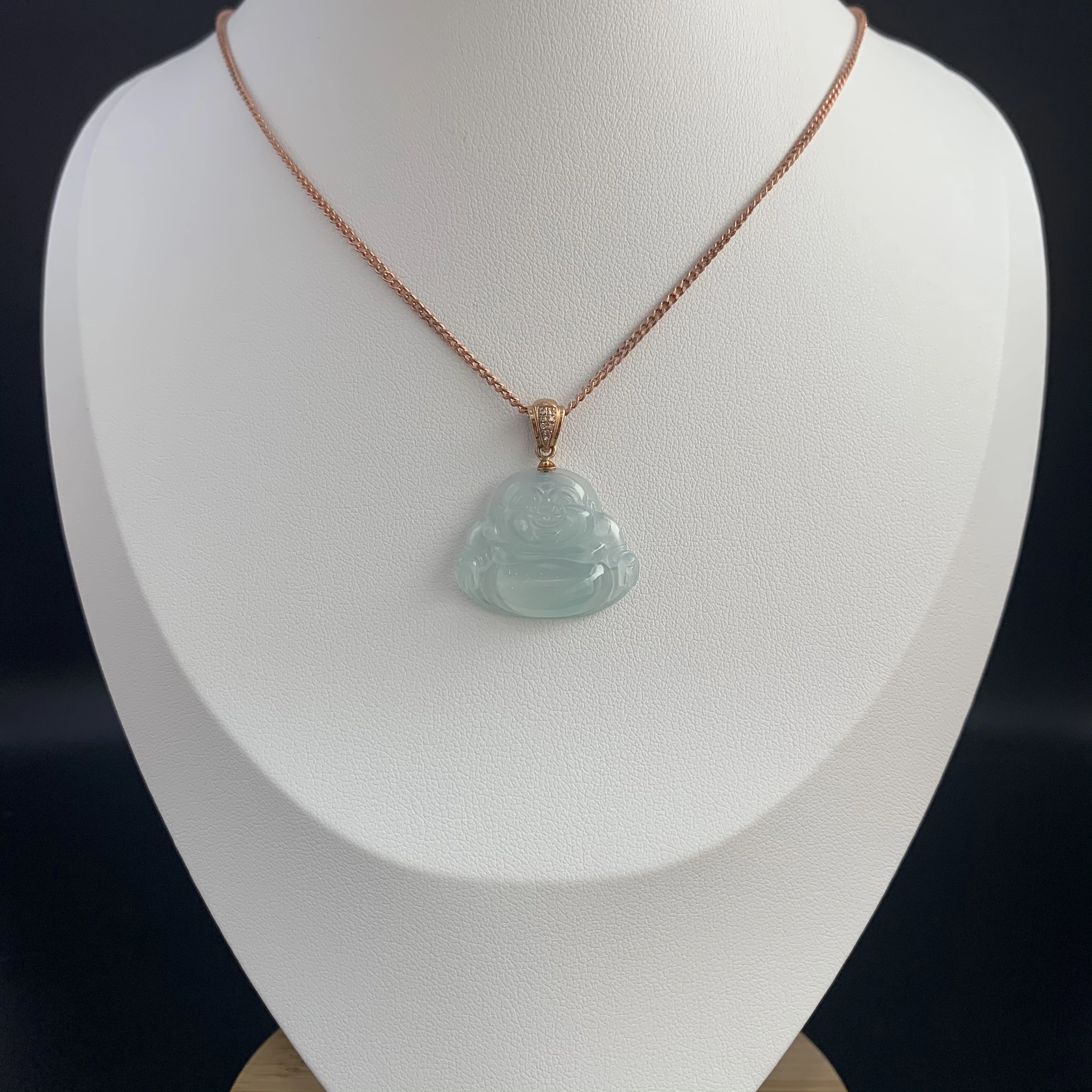 【 Oriental Jade 】 Natural Burmese jadeite A-grade ice-type small Buddha God jadeite neck ornament