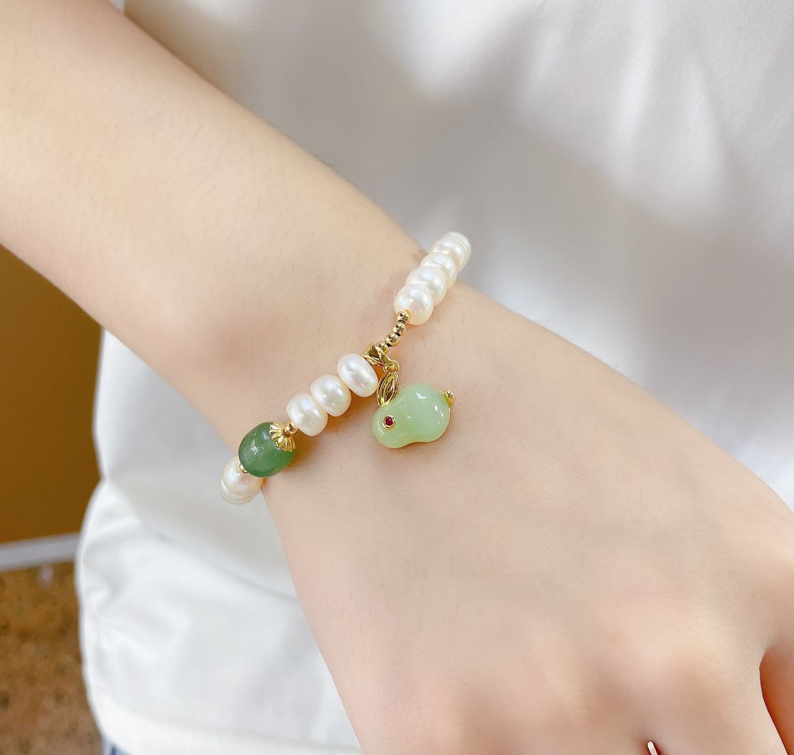 Original design natural pearl jade Rabbit Year Zodiac Year necklace set detail image 9