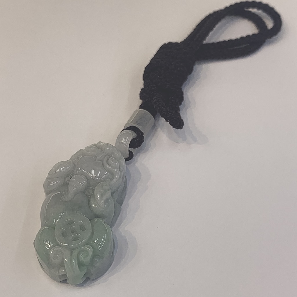 【 Oriental Jade 】 Natural jadeite and jade A-grade PI Xiu for attracting wealth and treasures Pendant neck decoration, leather style details Picture