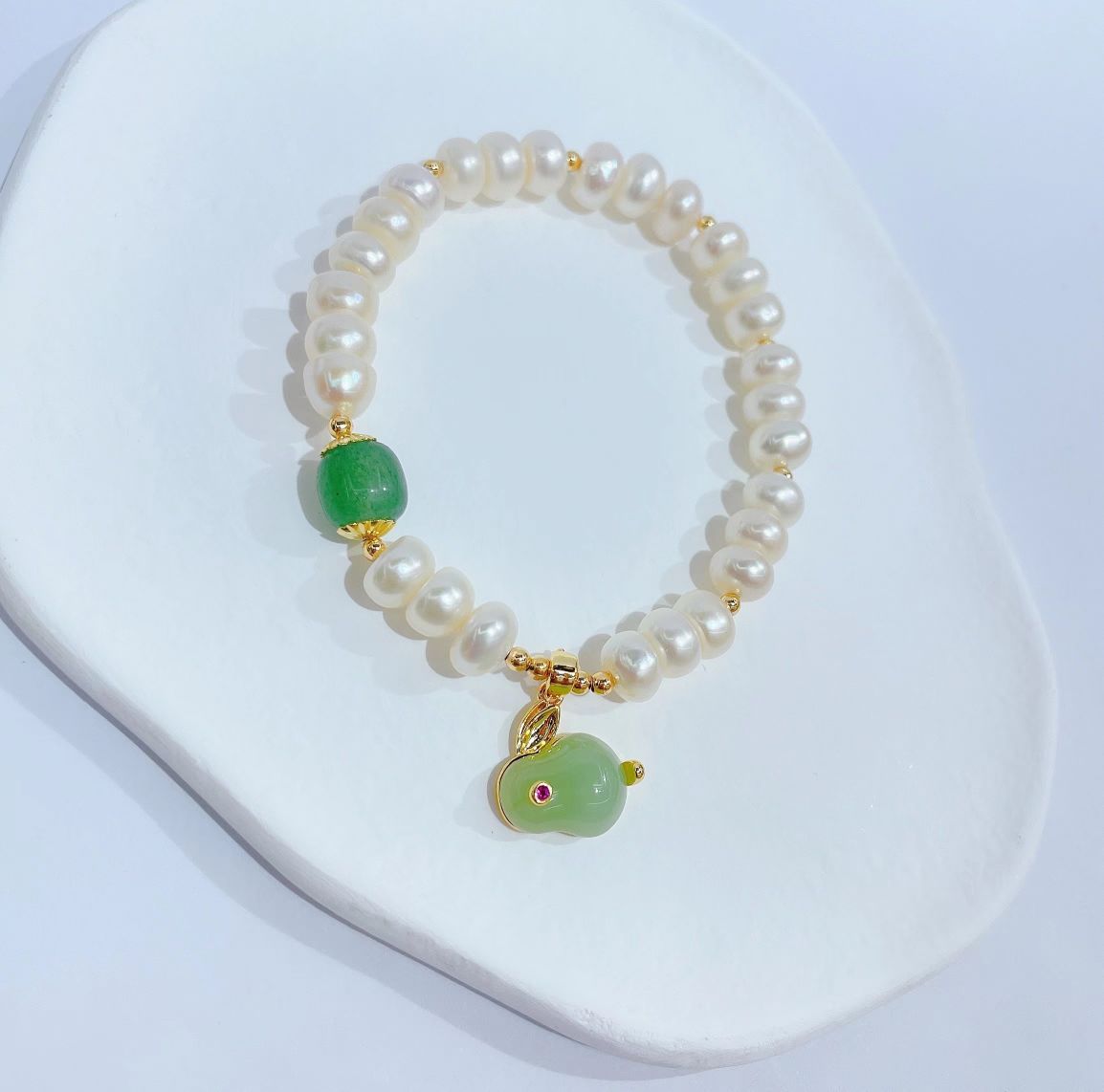 Original design natural pearl jade Rabbit Year Zodiac Year necklace set detail image 7