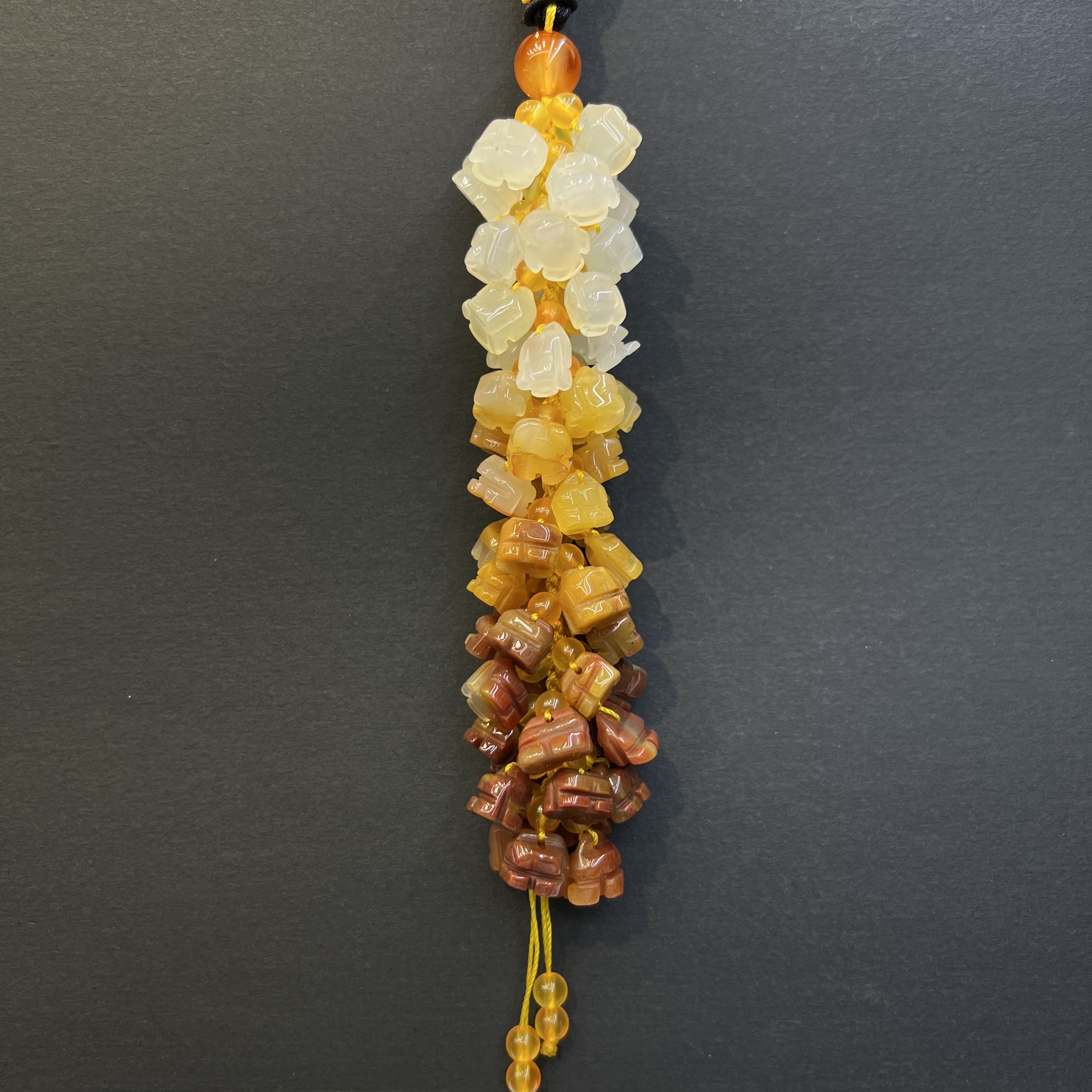 【 Oriental Jade 】 Natural Yunnan Huanglong Jade A-grade high-end car pendants, car bags, hanging decorations, internet-famous car DIY safety apple style
