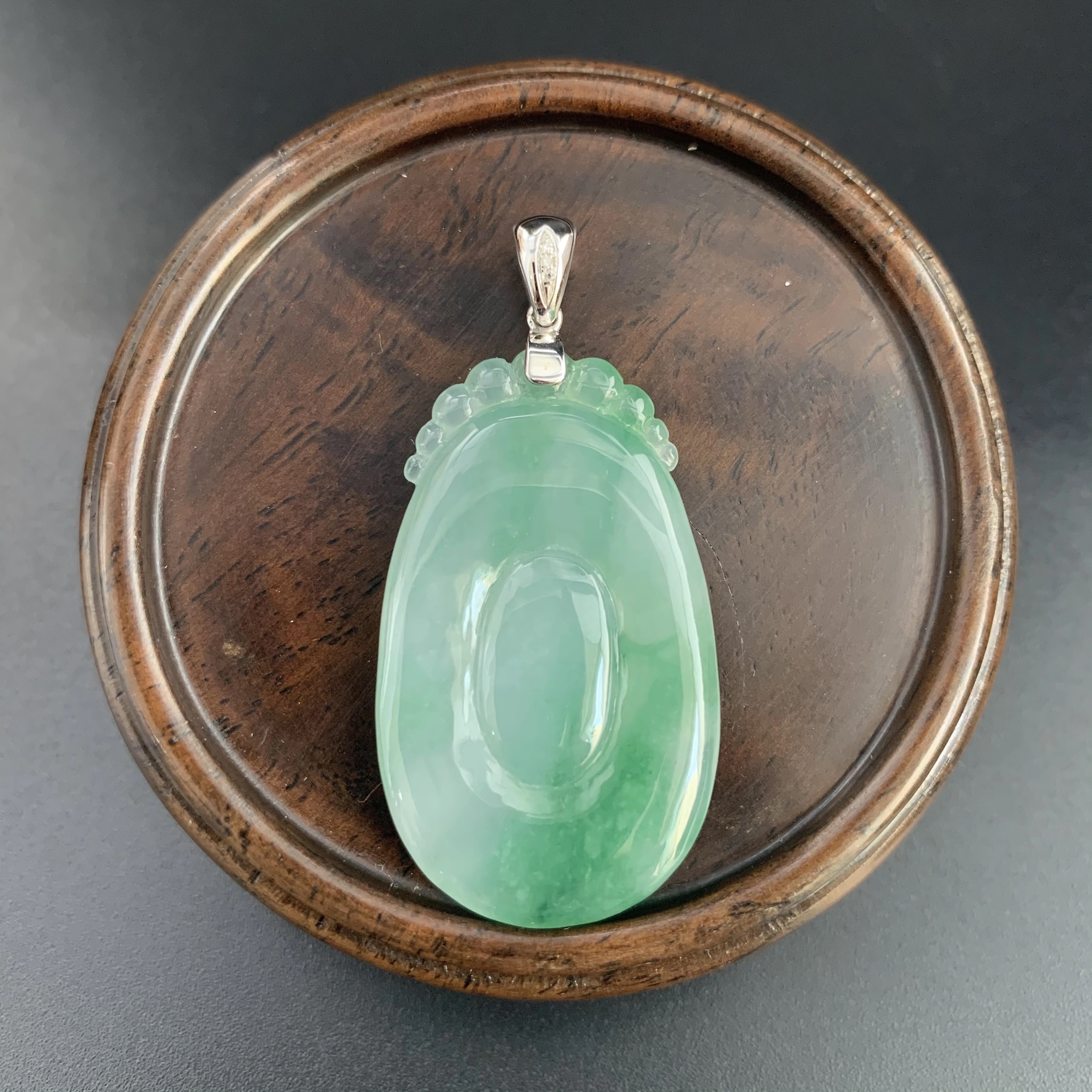 【 Oriental Jade 】 Natural Burmese jadeite and jade A-grade Ruyi Fubei fine glutinous variety pendant jadeite necklace