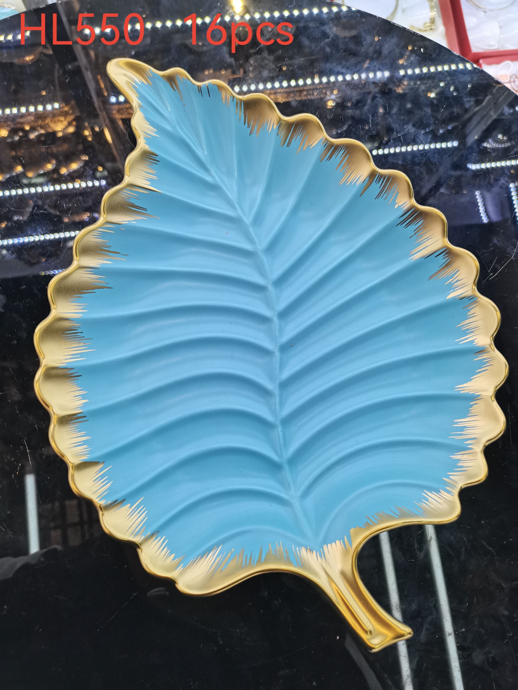 Gold-plated edge fruit plate, ceramic daily-use European-style gold-plated casual fruit or snack storage, practical daily-use plate, Medley 044
