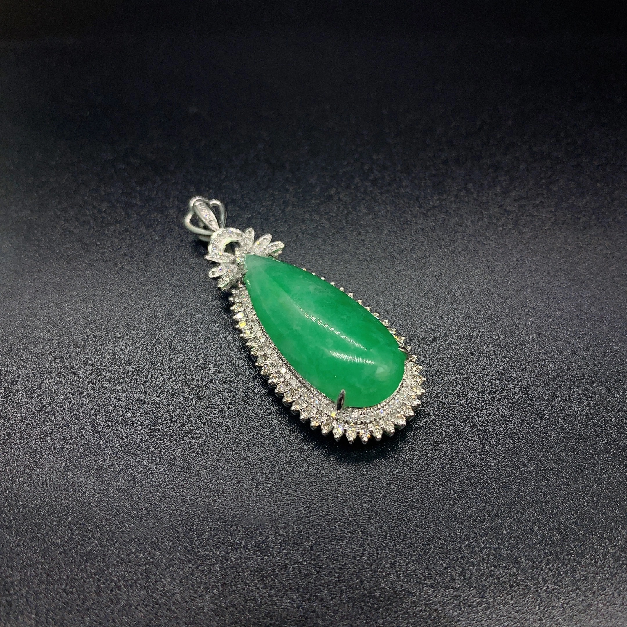 【东方玉器】天然缅甸翡翠玉石A货 阳绿水滴18k金精镶吊坠翡翠颈饰