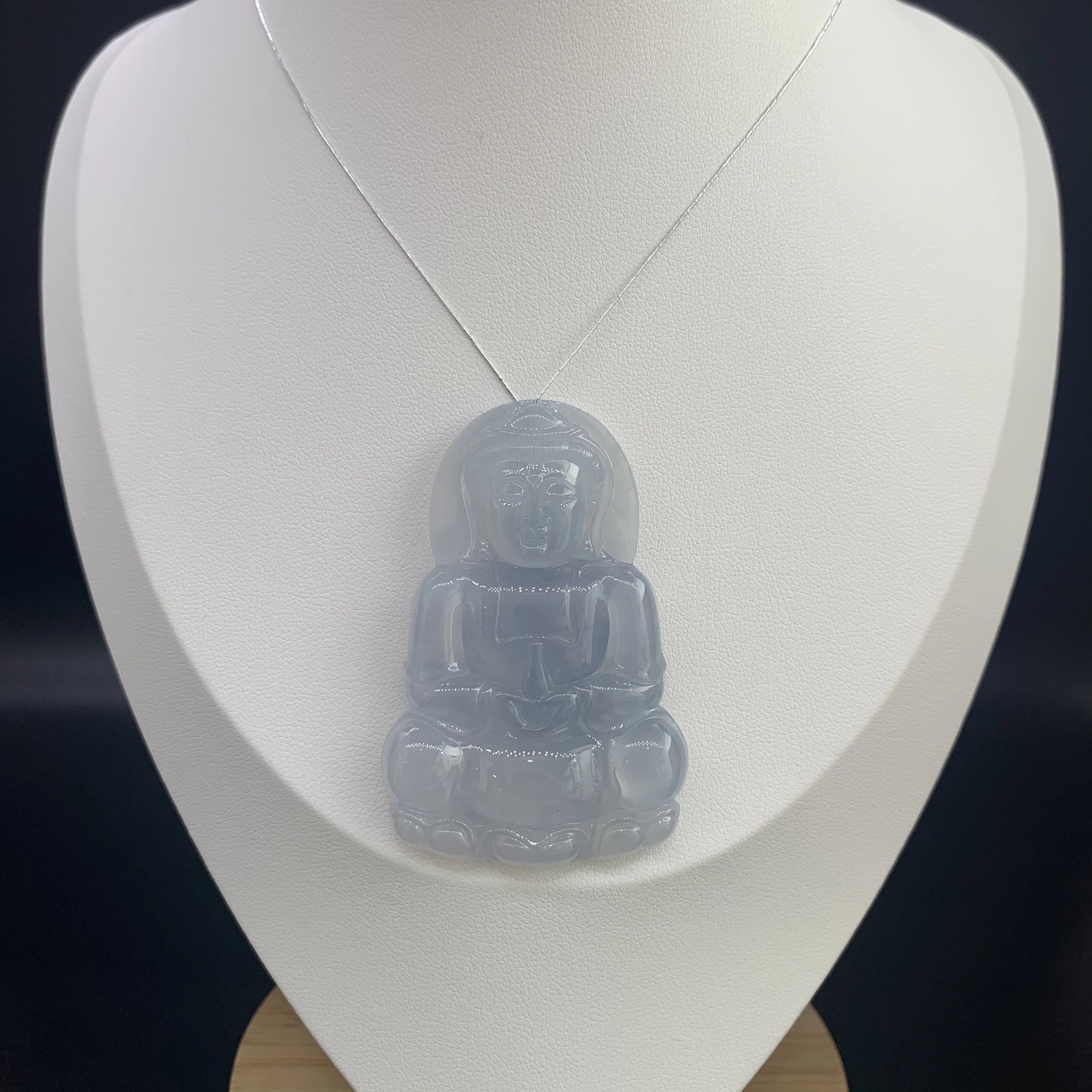 【 Oriental Jade 】 Natural Burmese jadeite A-grade ice-type purple background large Guanyin jade pendant necklace Specification image