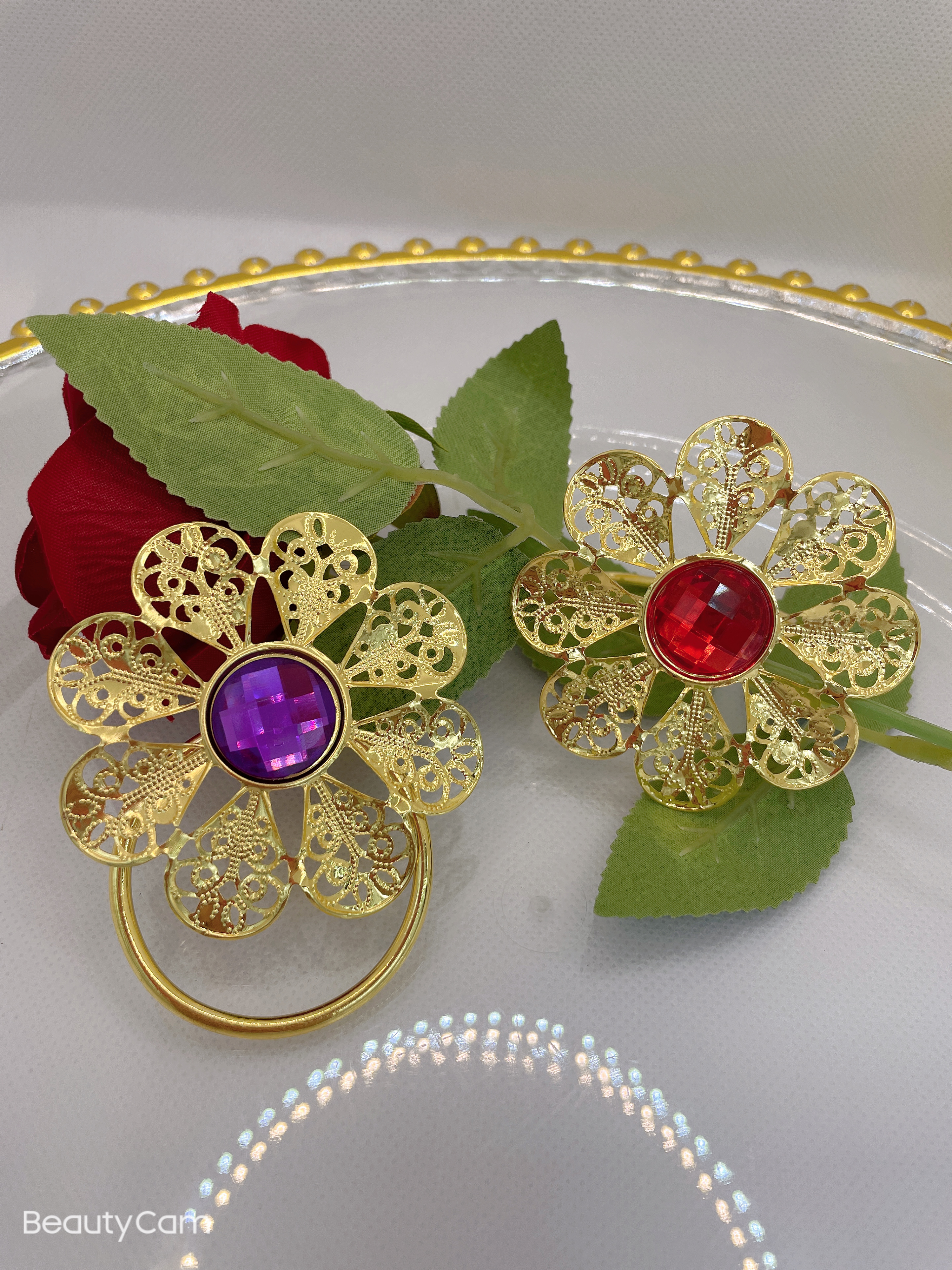 Napkin ring iron flower large diamond