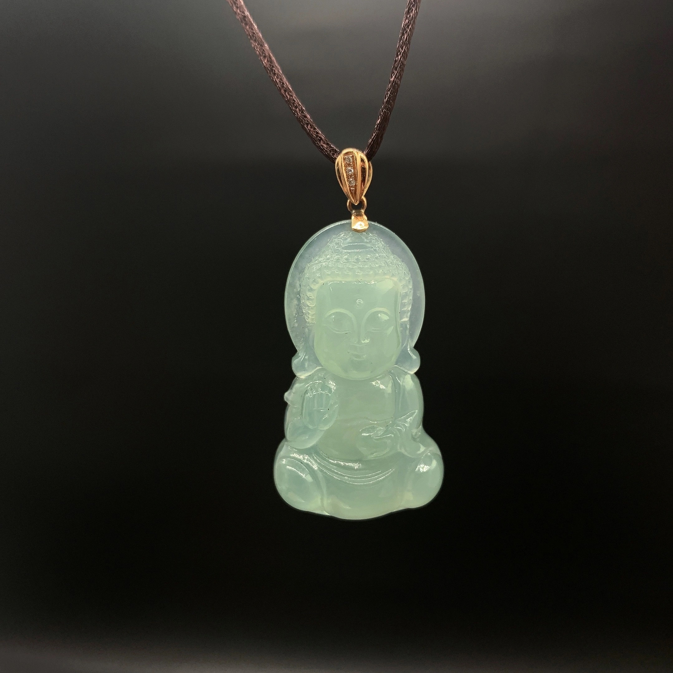 【 Oriental Jade 】 Natural Burmese jadeite and jade A-grade Guanyin fine glutinous variety Baby Buddha pendant jadeite necklace