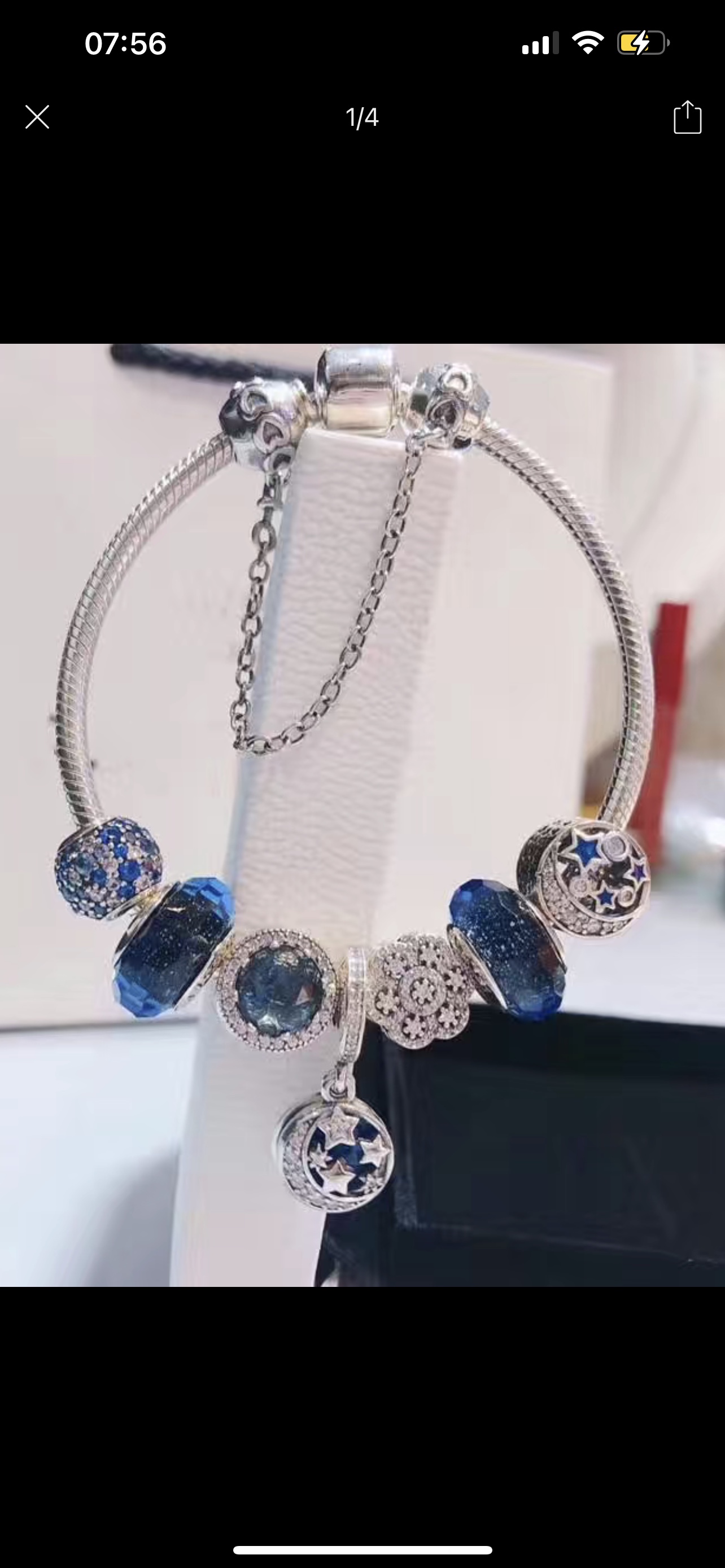 European and American fashionable and elegant red trendy girl carriage bracelet with diamond chain Item Picture