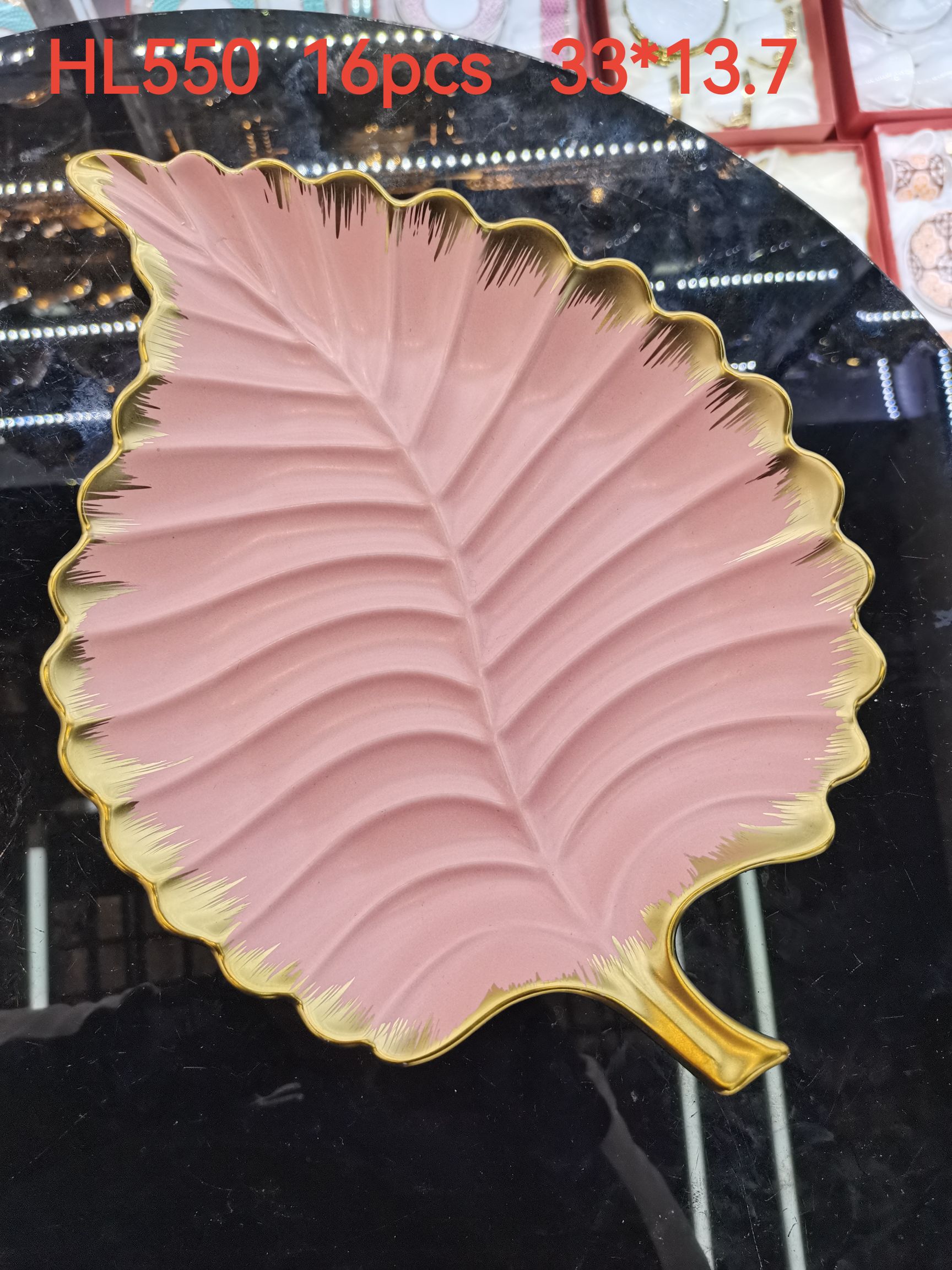 Gold-plated edge fruit plate, ceramic daily-use European-style gold-plated casual fruit or snack storage, practical daily-use plate, Medley 044 Specification image