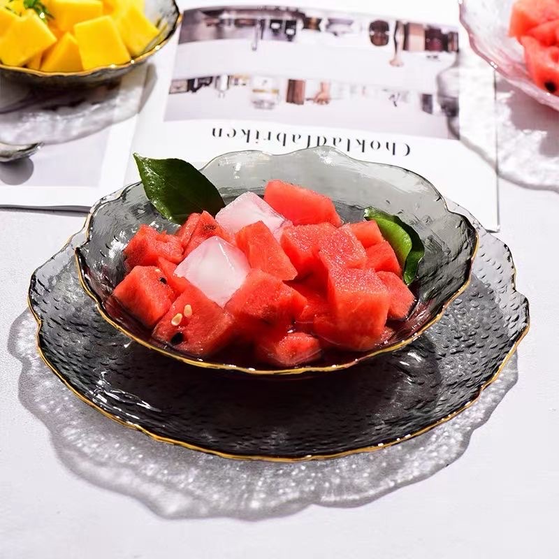 Glass plates, glass bowls, creative home daily necessities and decorative items, high-end decoration