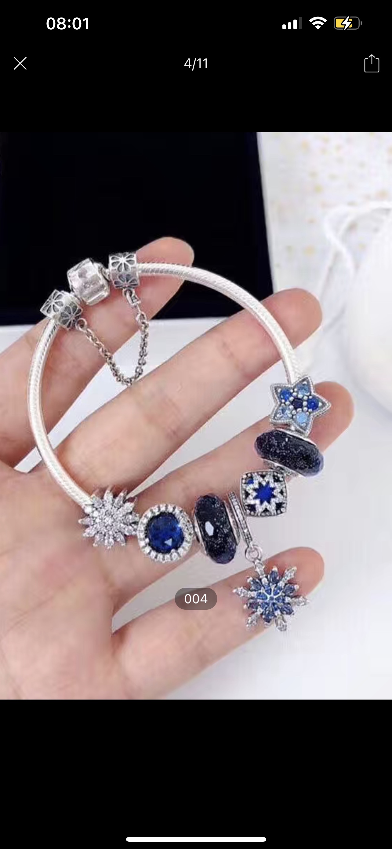 European and American fashionable and elegant red trendy girl carriage bracelet with diamond chain Application Scenario