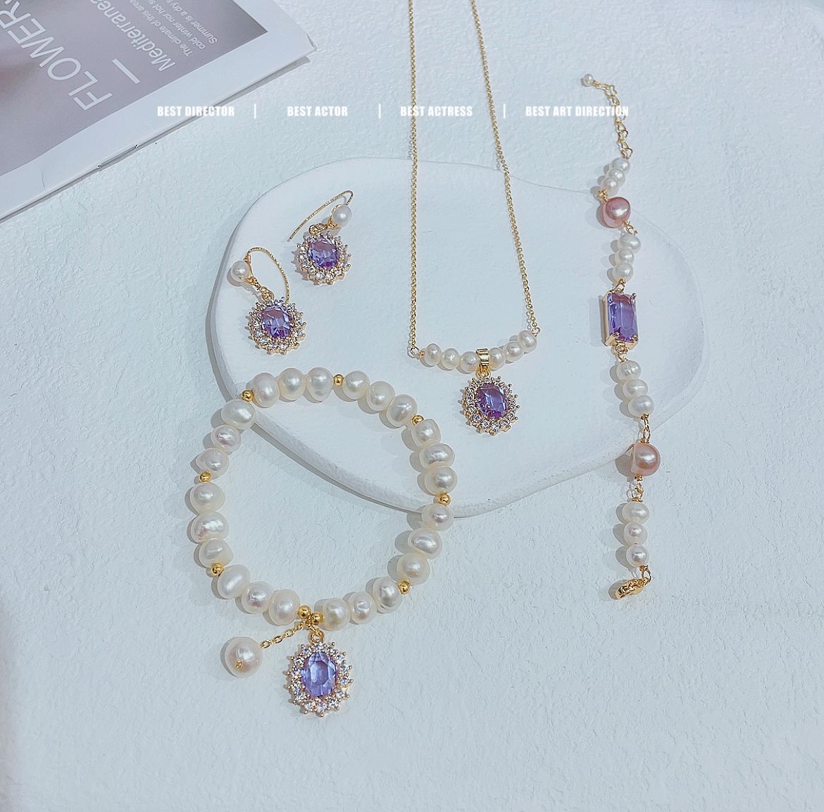 An original designer's high-end amethyst set paired with natural pearls details Picture