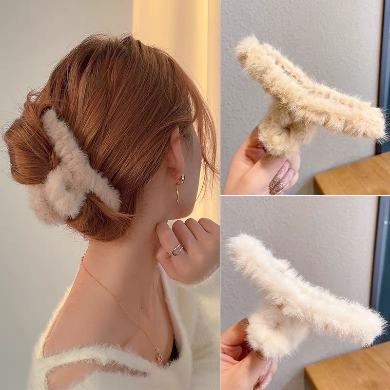 Plush claw clips, hair clips, autumn and winter large shark clips, hair clips, popular 2021 new style, elegant hair clips
