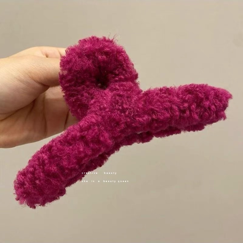 Lambskin grabber, back of the head, plush hair clip, women's large size, high-end feel, shark clip, furry hair clip, autumn and winter hair accessory Item Picture