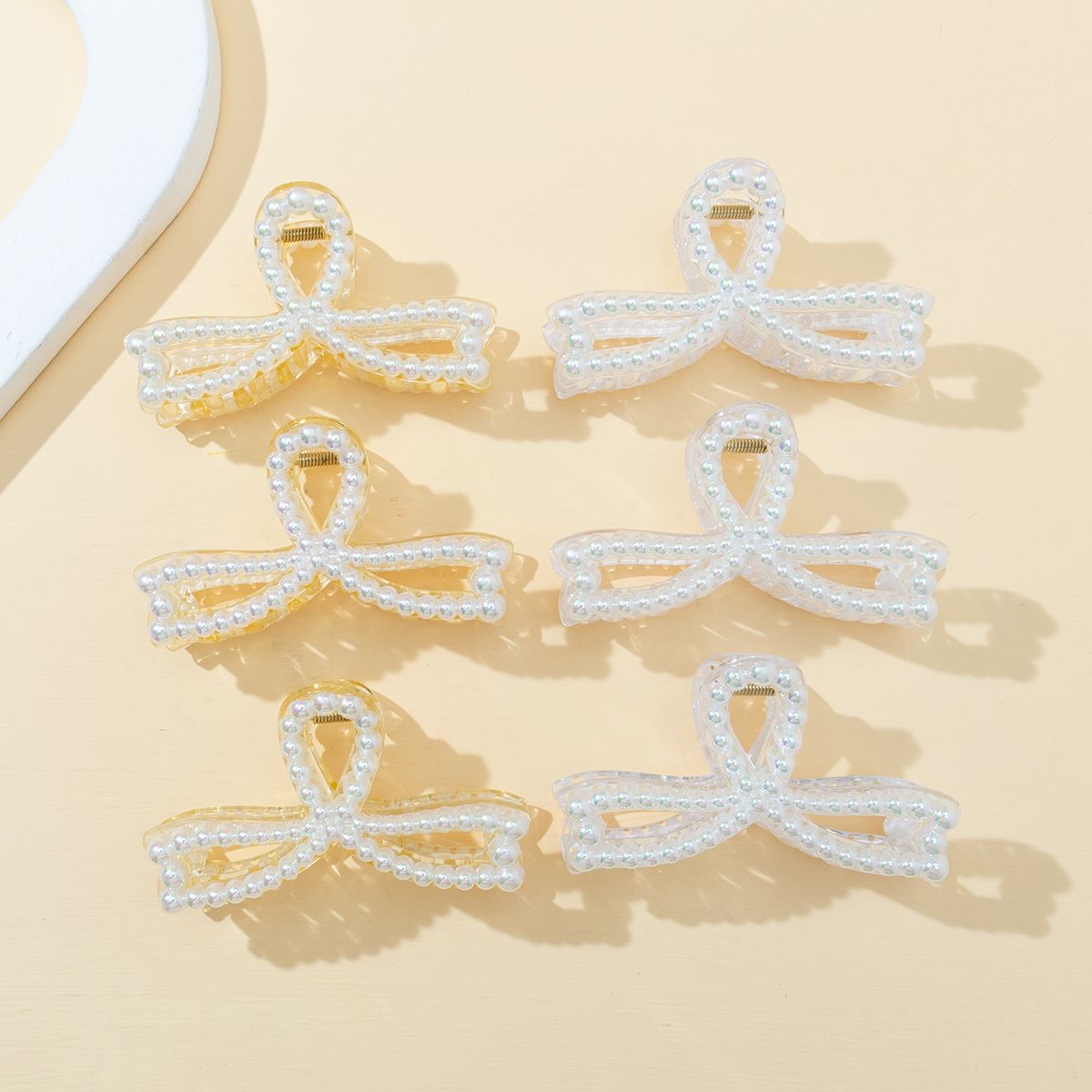 Haishen Accessories 13 cm popular pearl bestseller, a trendy ladies' champagne pearl shark grab tie style shower clip