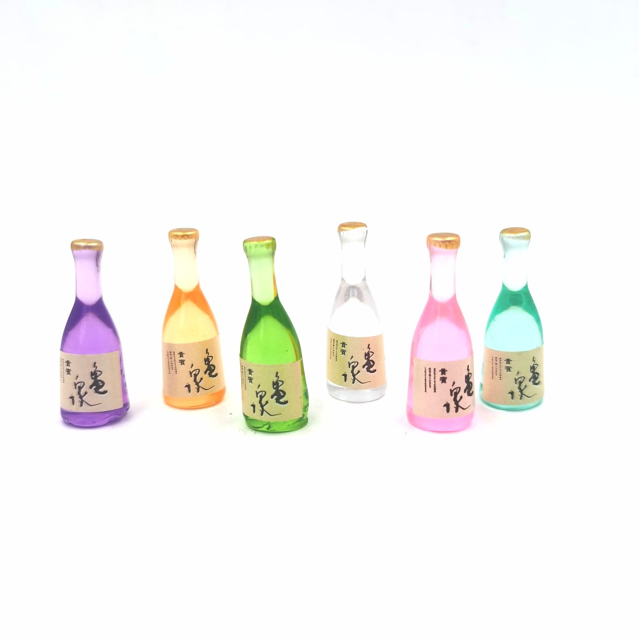 Resin accessories, mobile phone cases, refrigerator patch materials, DIY handmade small bottles, wine bottles, simulation toys, jewelry accessories, beverage bottles, food and play ornaments, mixed bottles, wholesale Japanese sake, Kamezumi sake, one pack of 500 pieces