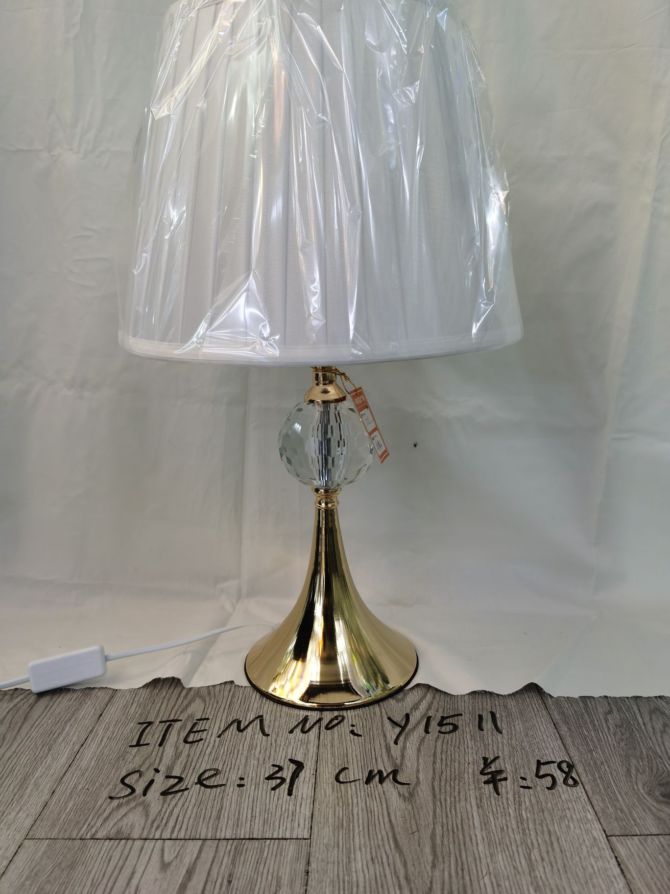 Crystal table lamp Ornament Lampshade 8, Room D3-7880.7861, 2nd Street, Phase I of International Trade City Item Picture