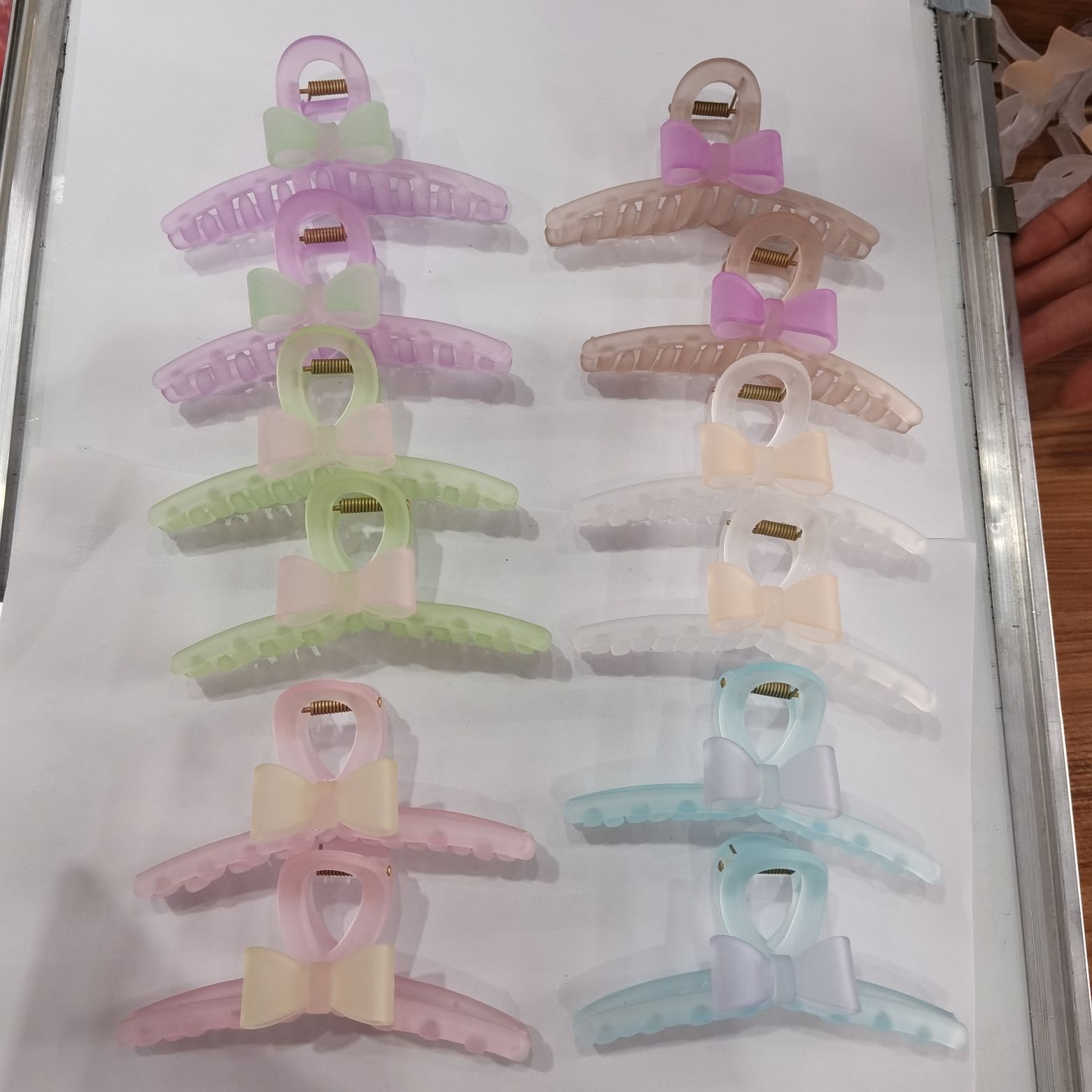 10 cm jelly rubber pearl deep-sea jewelry, popular rubber 6-color hair clip, crystal jelly bath clip, shower clip, frosted effect details Picture