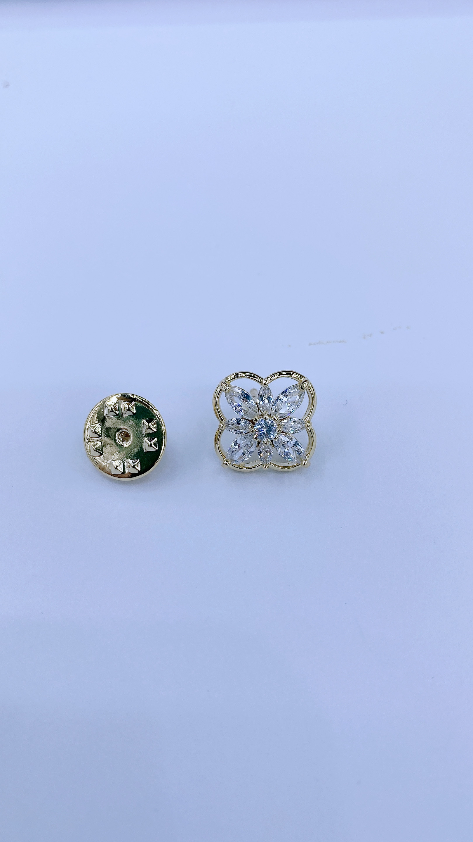 胸针/欧美风/四叶花产品图