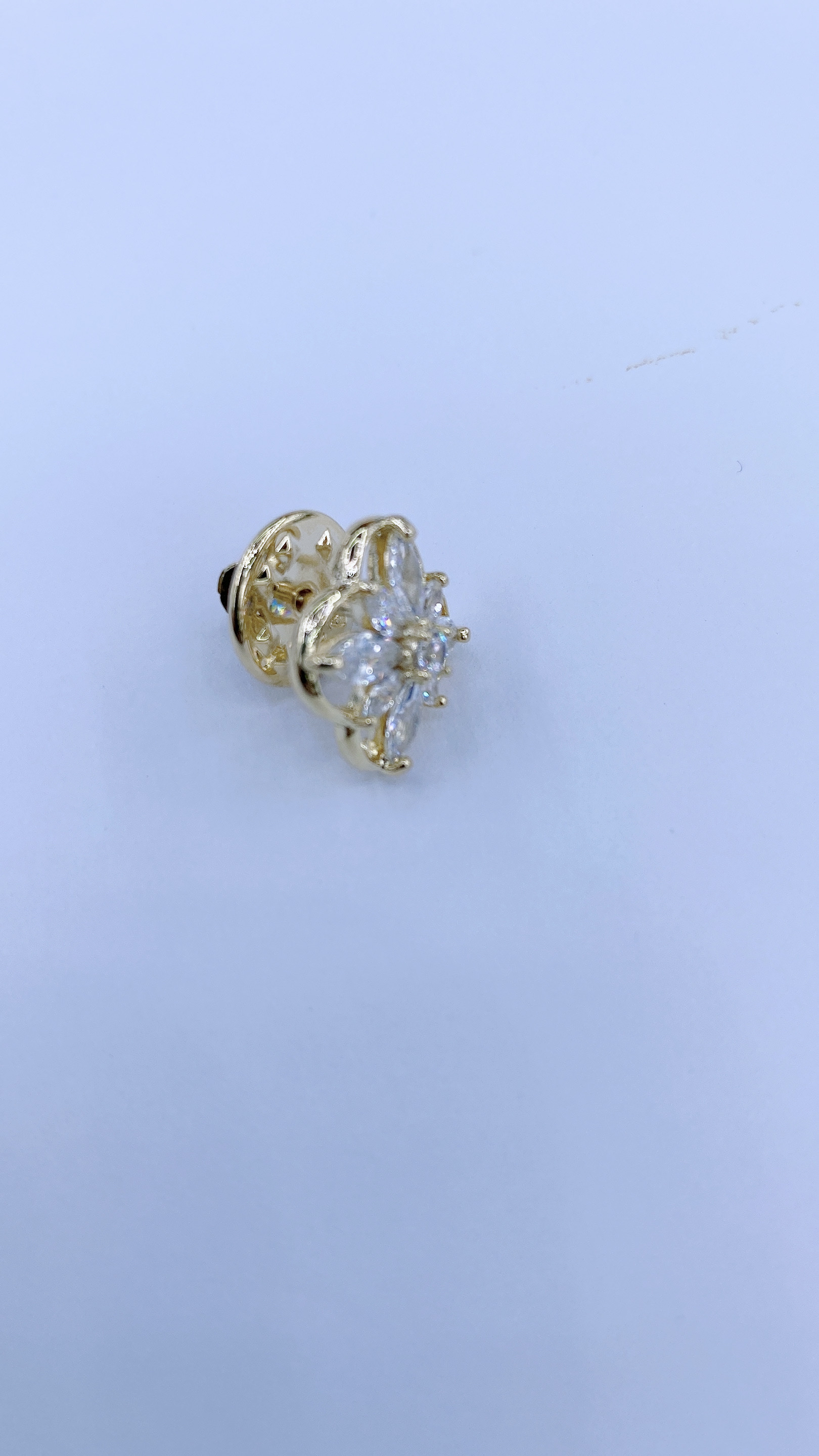 胸针/欧美风/四叶花白底实物图