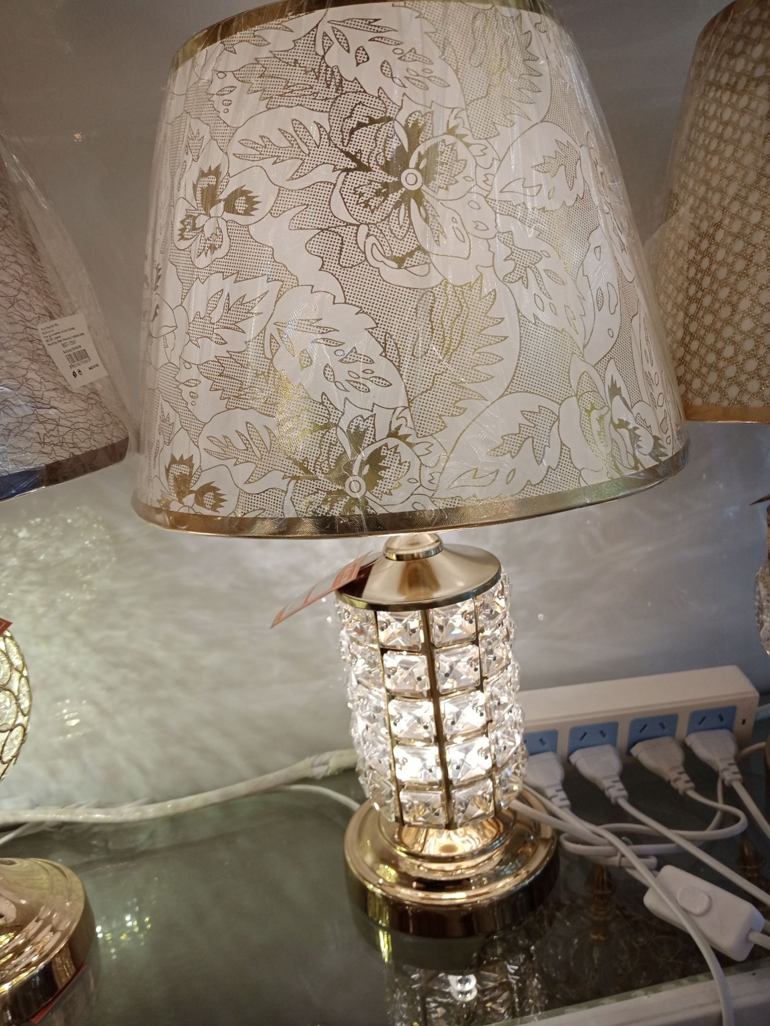 Crystal table lamp ornament Lampshade, No. D3-7880.7861, 2nd Street, Phase I of International Trade City, zt44