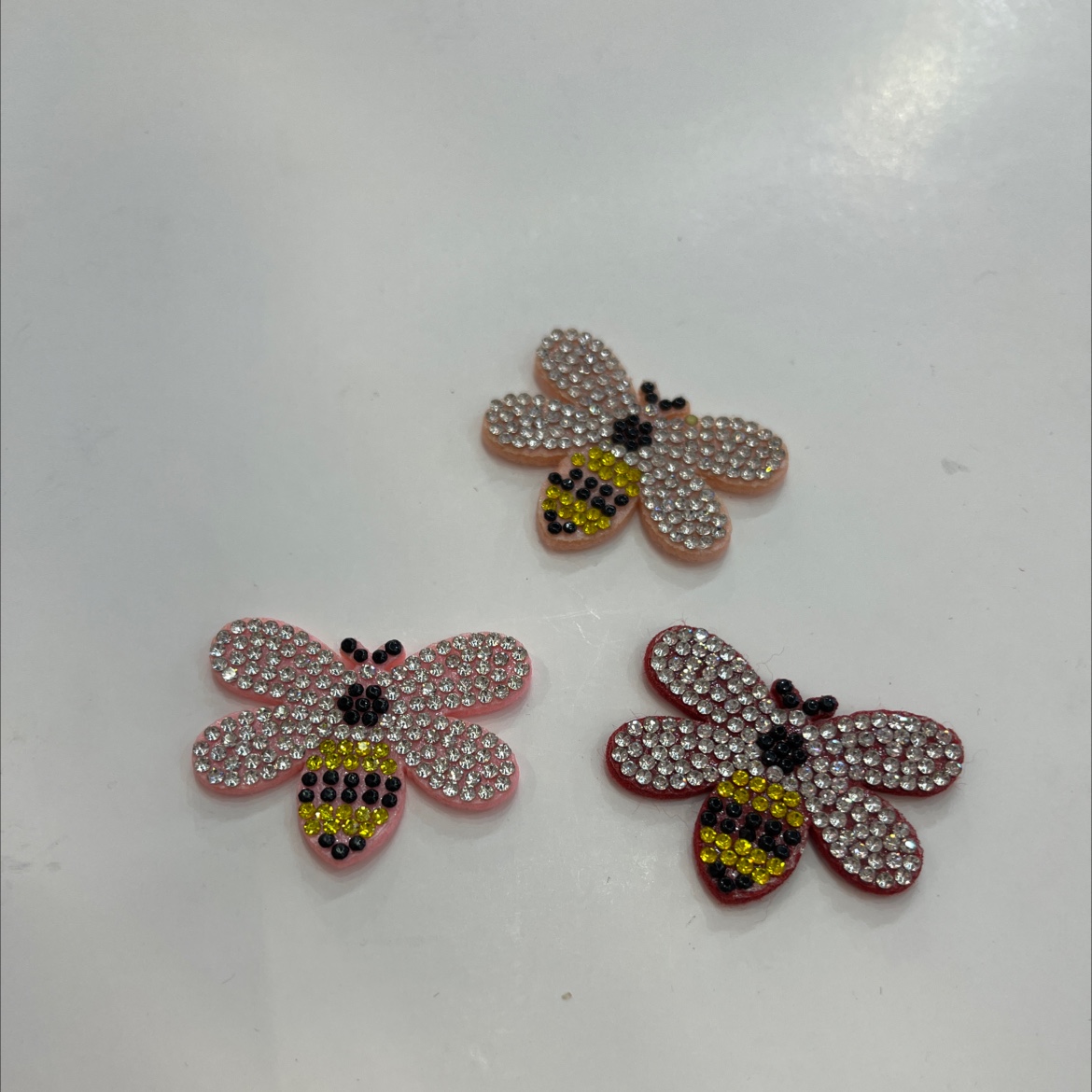 Semi-finished diy hair accessory products with bee diamond ultrasonic embossed patches