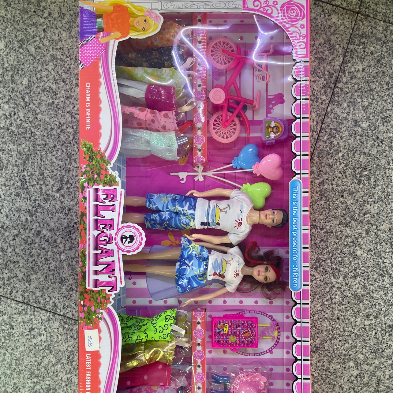 New doll set with accessories. The dolls are solid and the hair is randomly selected. 2022 new style set. Doll mixed Edition 1111. Specification image