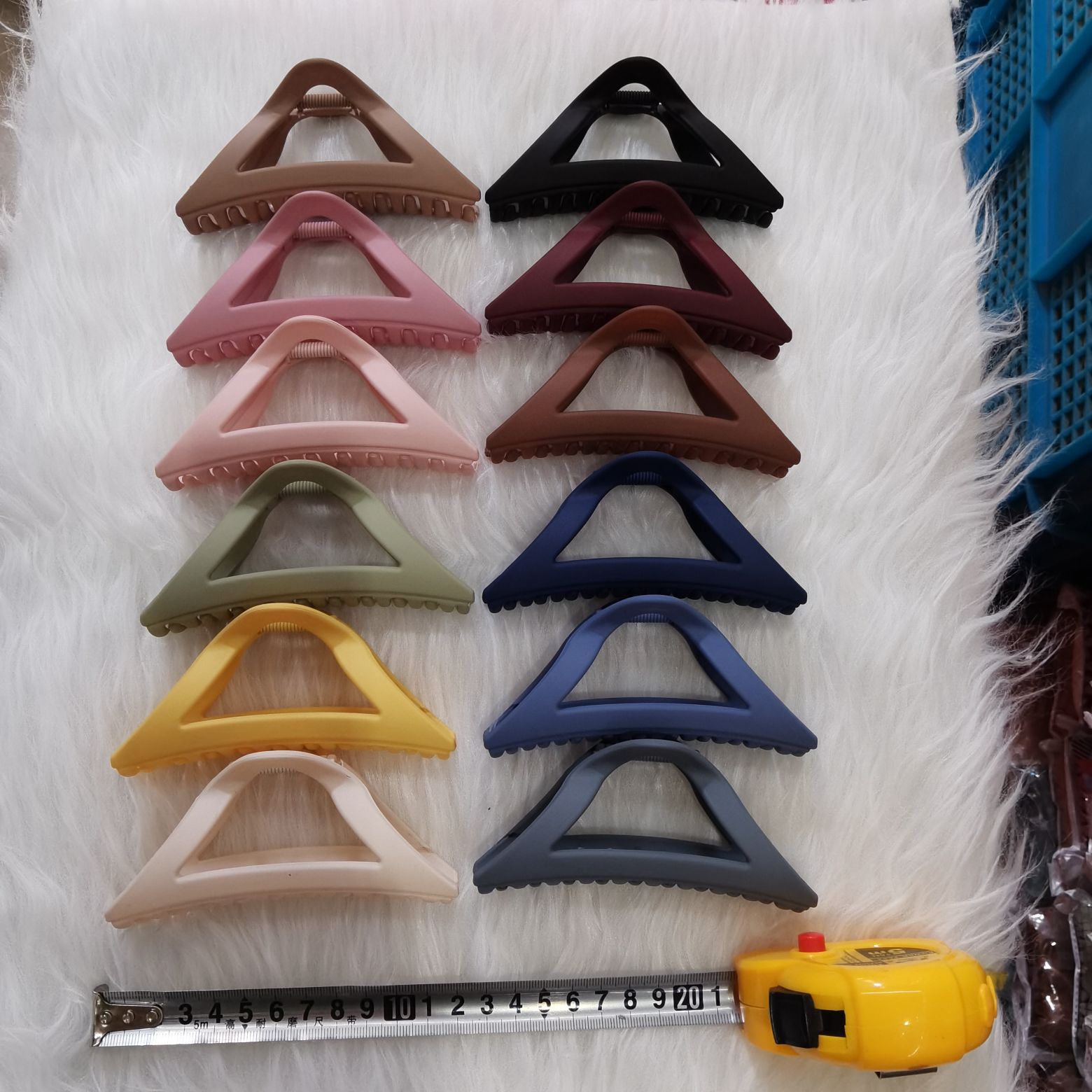 Haishen Accessories 12 cm Trendy Korean style classic rubber 12-color popular women's hair clip, trendy shark clip hair clip, shower clip Specification image