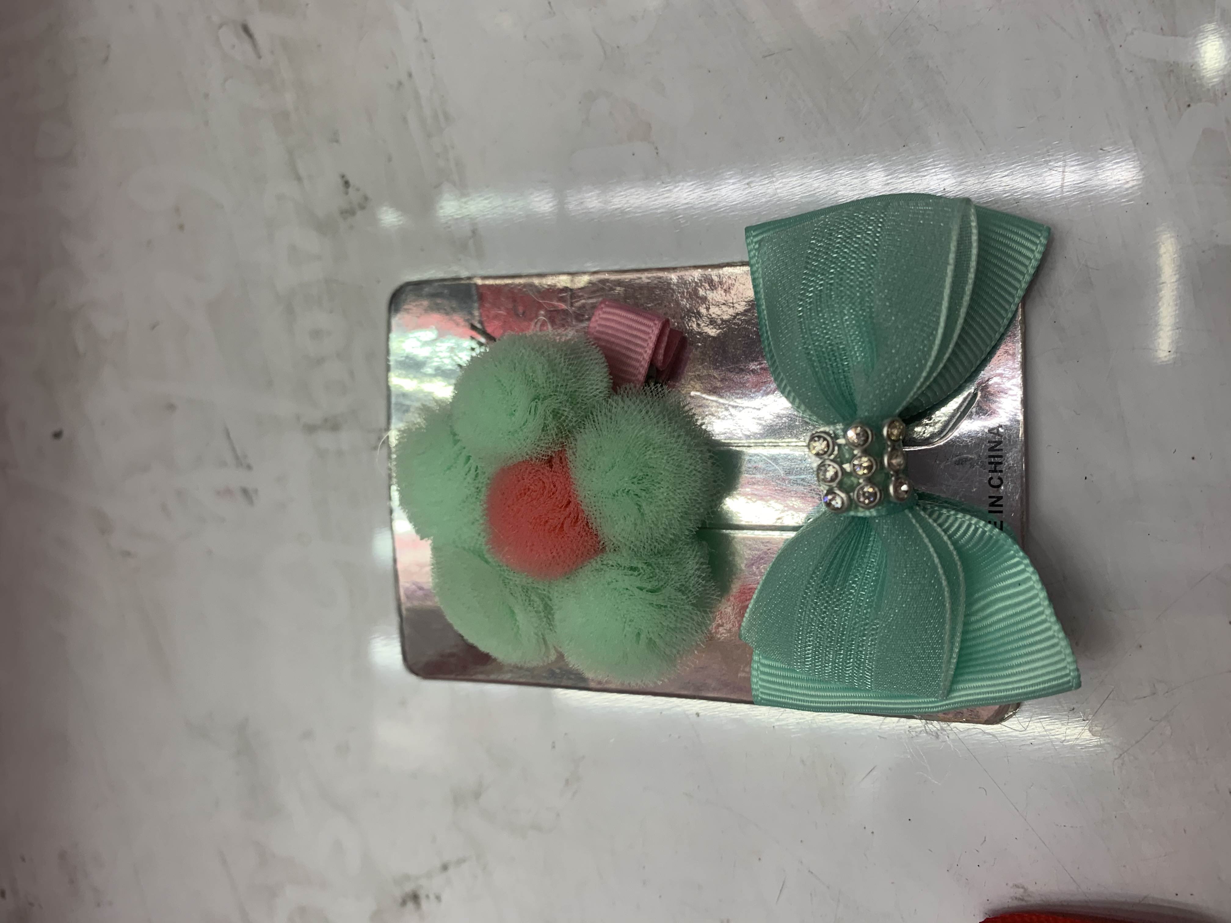 饰品/鸭夹/网球+蝴蝶结细节图