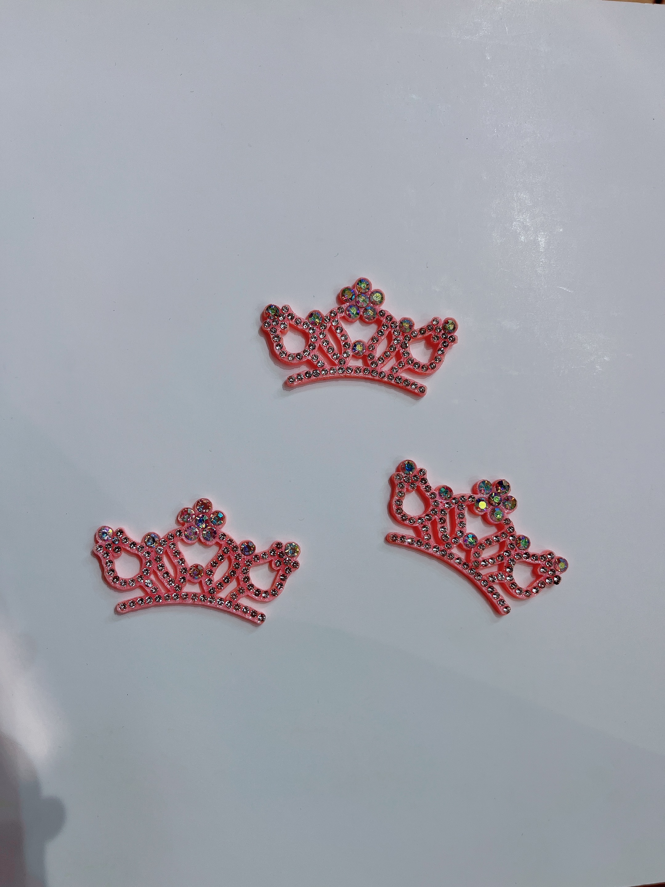 Semi-finished diy hair accessory products with non-woven fabric diamond flower ultrasonic embossed patches