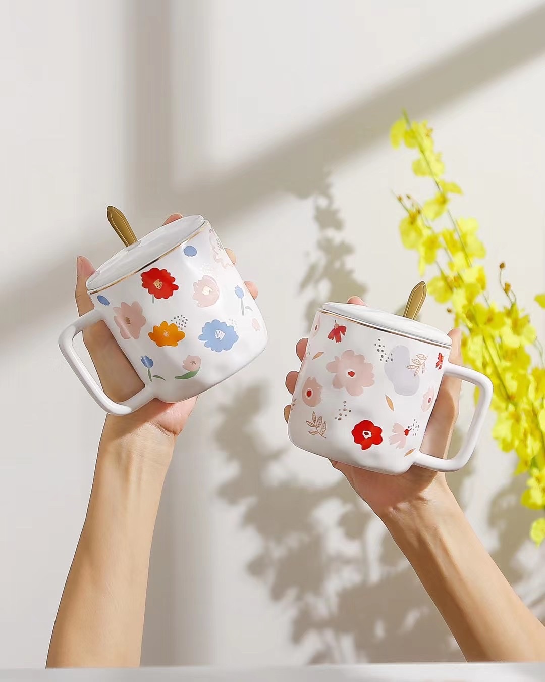 鹏艺011小清新陶瓷杯带盖带勺可爱女生高颜值闺蜜朋友礼品马克杯水杯