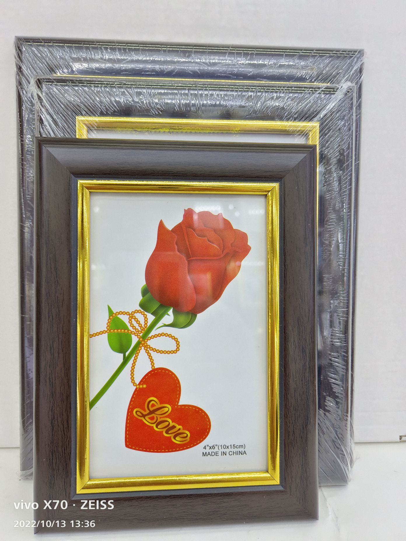 Jinpeng Photo Frame produces plastic PS, PVC, MDF decorative table photo frames 27 Application Scenario