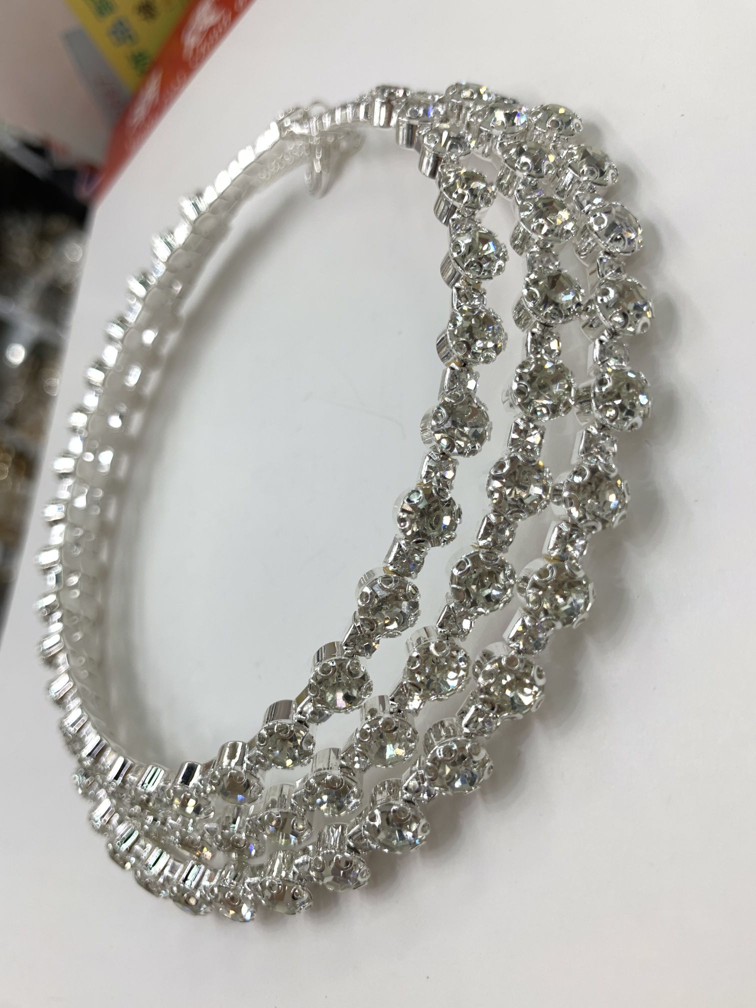 Korean version water diamond white European and American geometric shape independent packaging Harajuku women's necklace collarbone multi-layer collar Chao Xia 18 Application Scenario