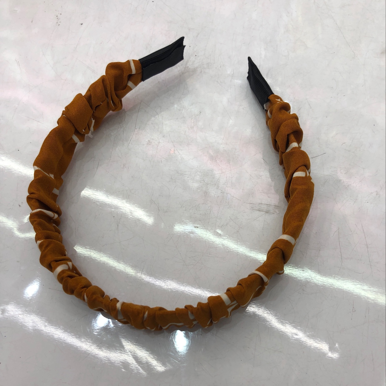 十二个装，套布头扣2.5公分，六个颜色各二个一打菲嫦19